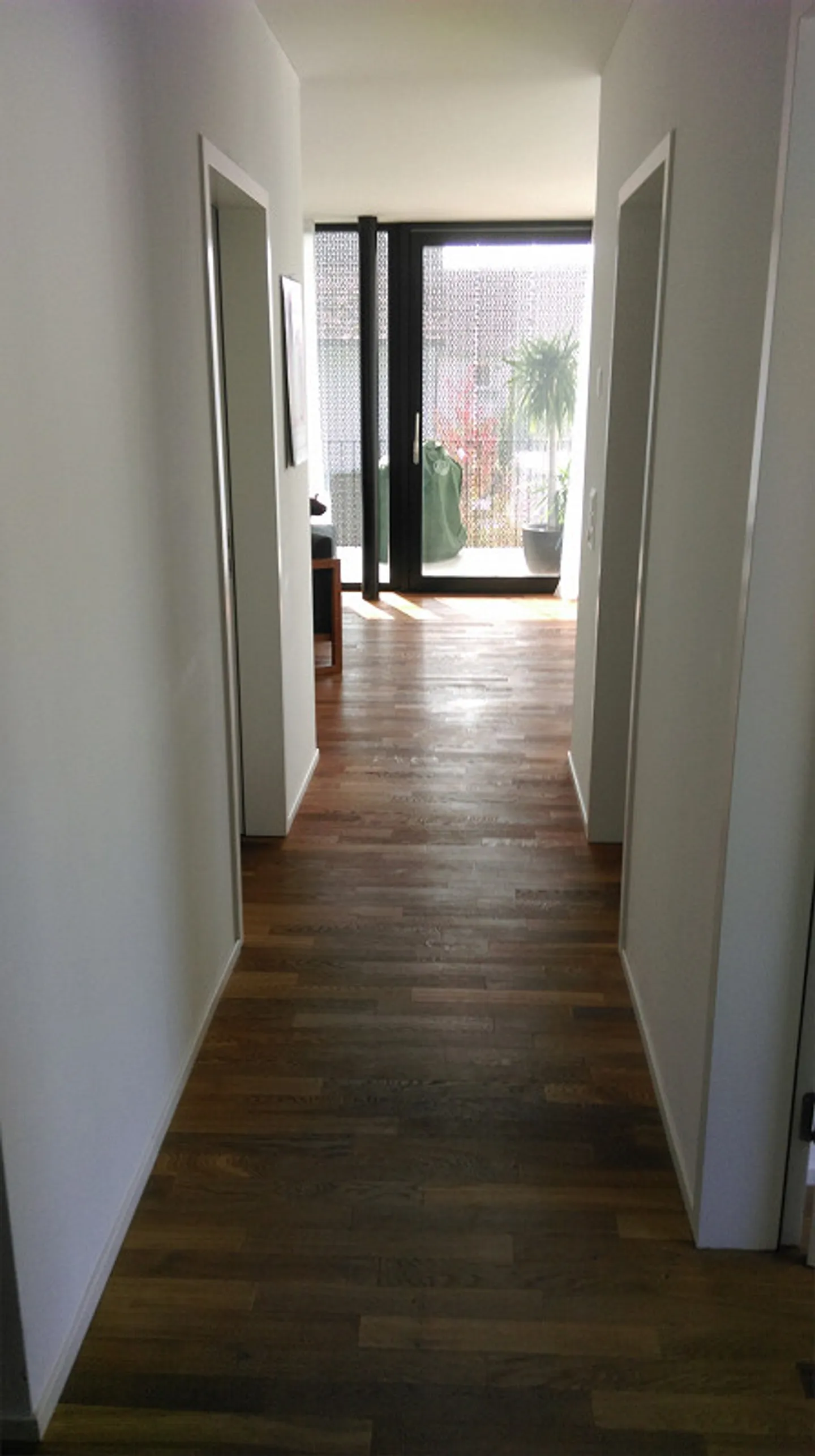 Geräumige Wohnung mit Balkon - Foto 6 von 15