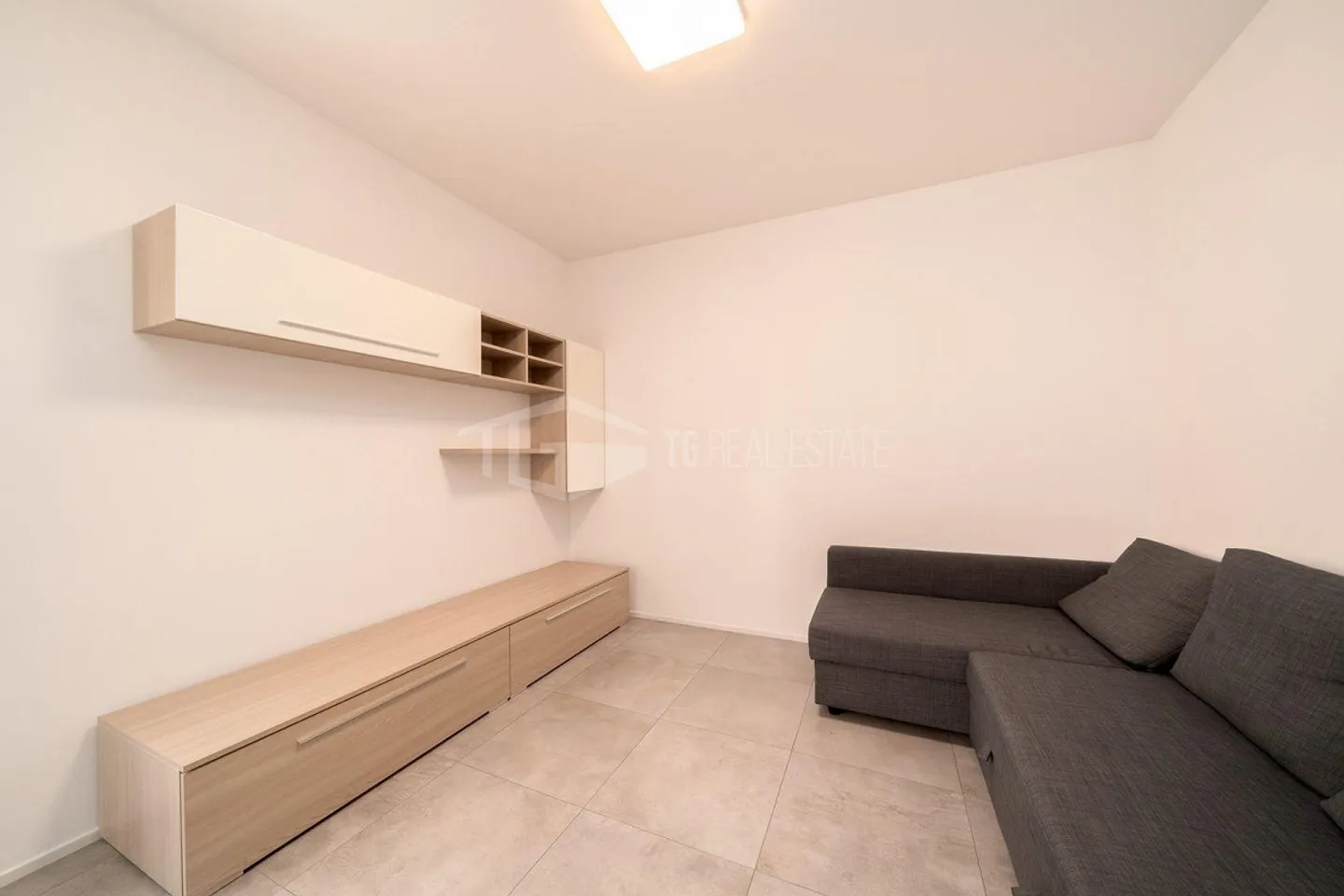 MÖBLIERTE 2,5-ZIMMER-WOHNUNG - Foto 5 von 10