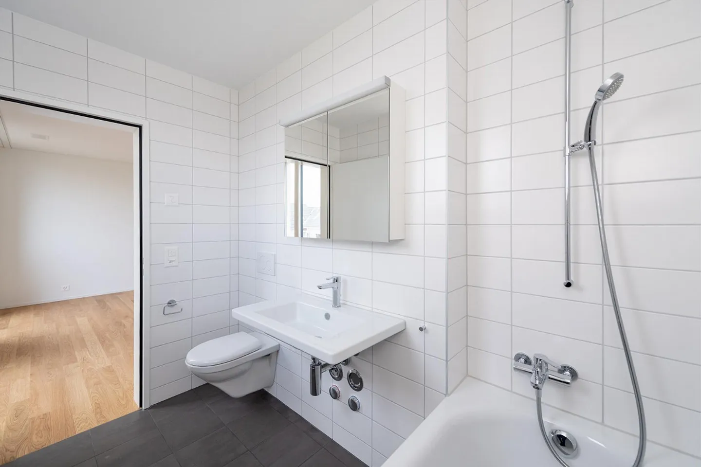 Modernes Minergie-Apartment - Foto 5 von 12