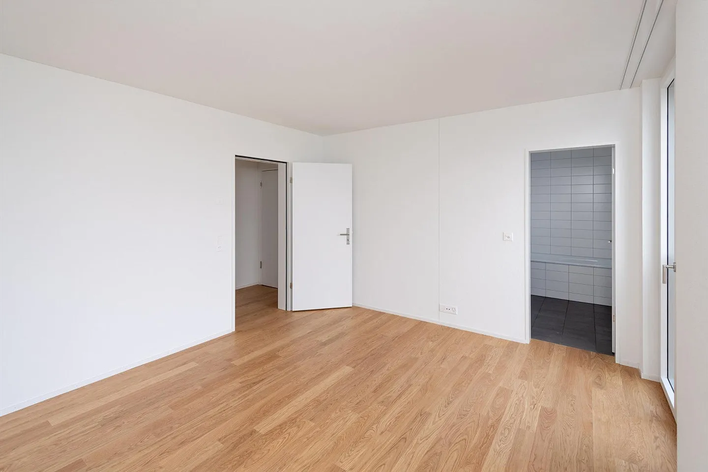 Modernes Minergie-Apartment - Foto 8 von 12