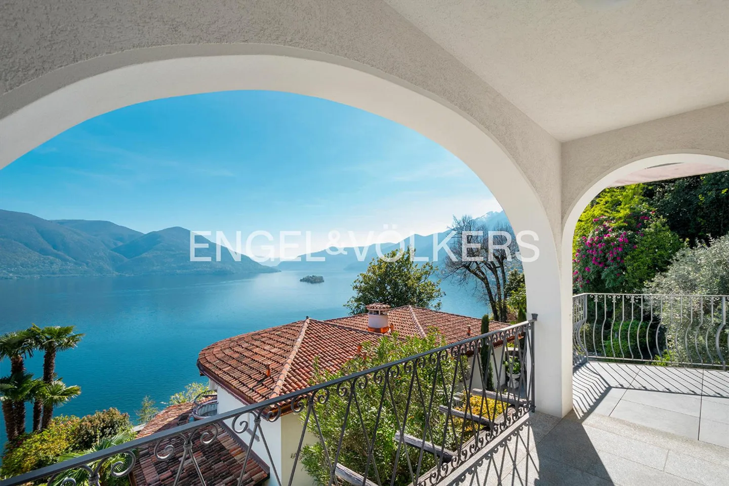 Sonnige Frank-Villa mit unverbaubarem Traumseeblick (94) - Foto 2 von 17