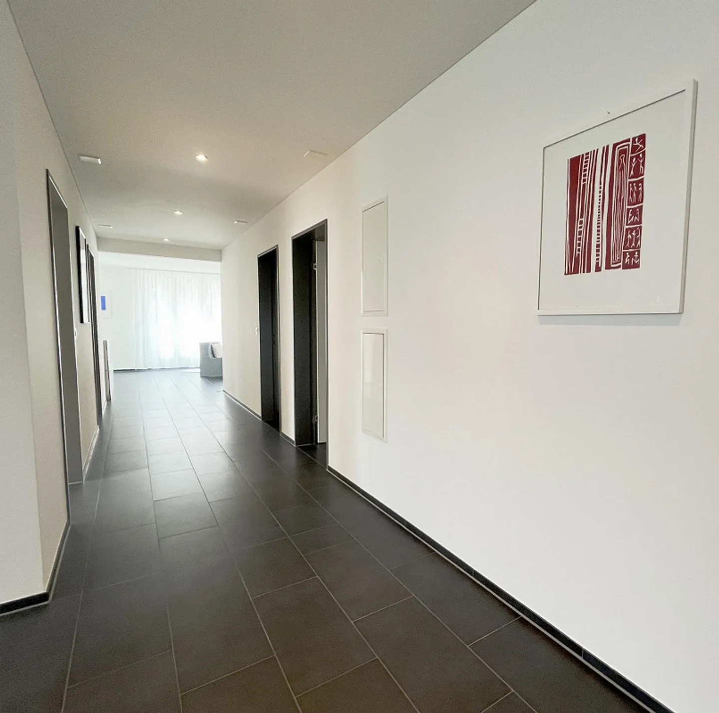 Modernes 5.5 Zimmer Apartment mit Aussicht - Foto 9 von 13