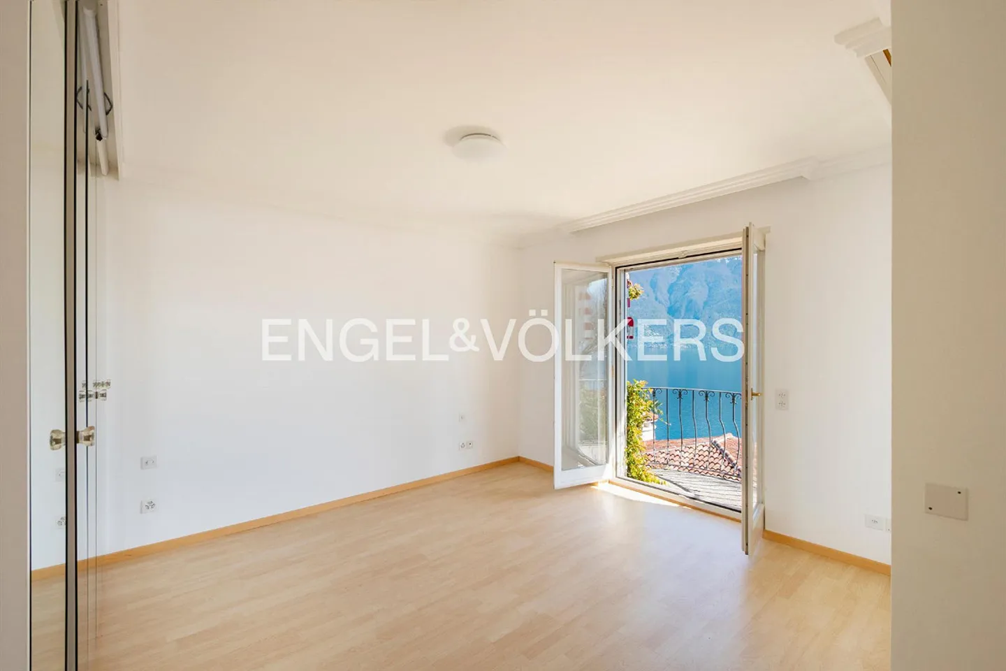 Sonnige Frank-Villa mit unverbaubarem Traumseeblick (94) - Foto 7 von 17