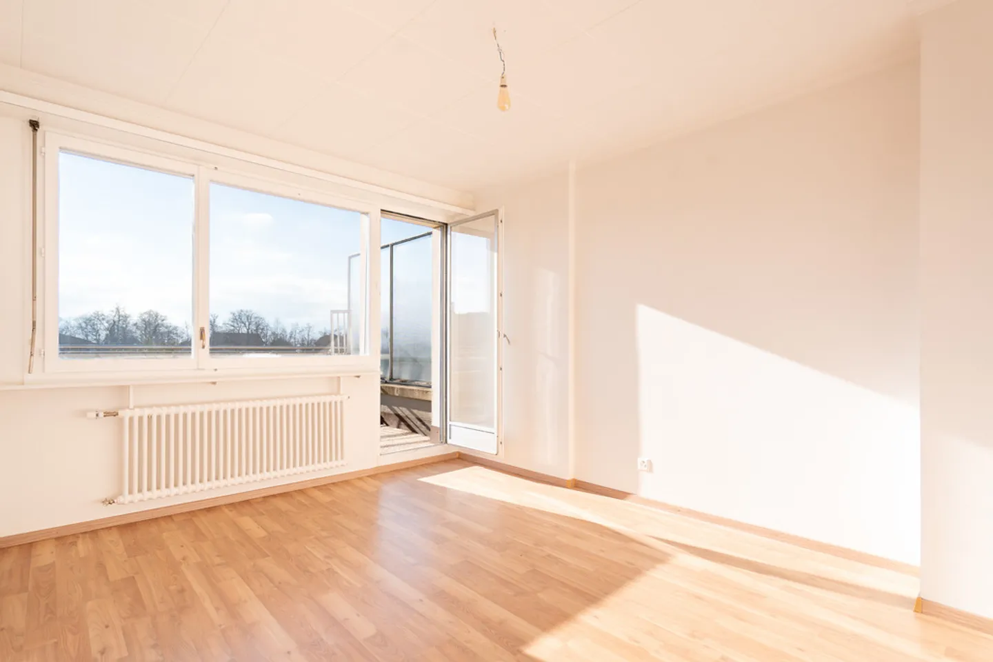 Wunderschöne 3,5 Zimmer mit Balkon im Stadtzentrum von Lausanne - Foto 3 von 9