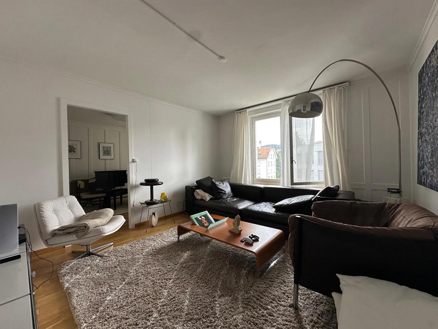 4-room apartment in a quiet neighborhood - Photo 2 of 9