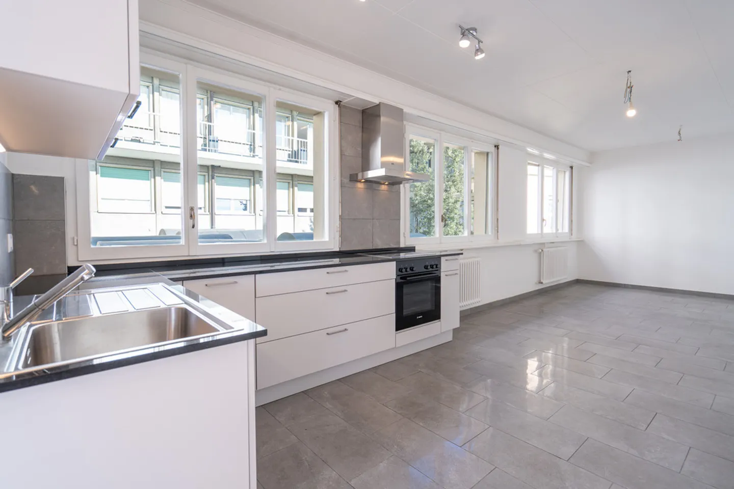 Wunderschöne 3,5 Zimmer mit Balkon im Stadtzentrum von Lausanne - Foto 6 von 9