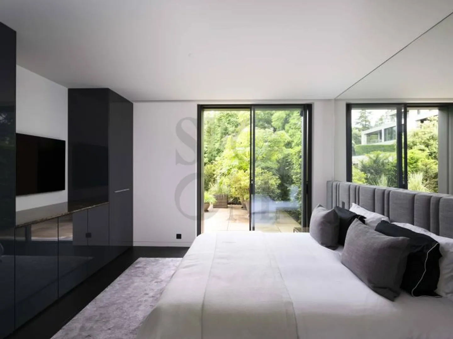 Exceptional duplex with terraces in a high-end residence - Photo 9 of 12