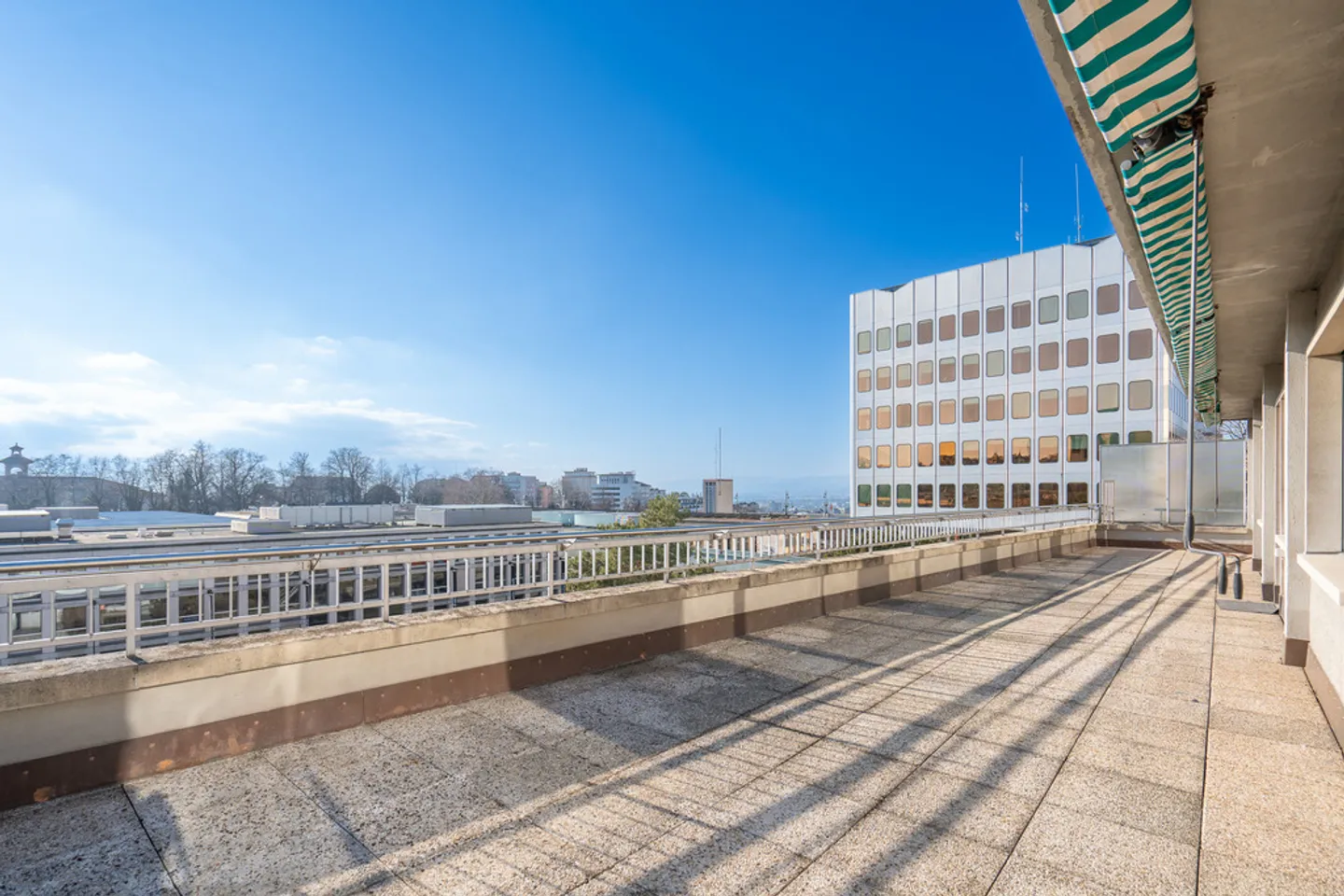 Wunderschöne 3,5 Zimmer mit Balkon im Stadtzentrum von Lausanne - Foto 9 von 9