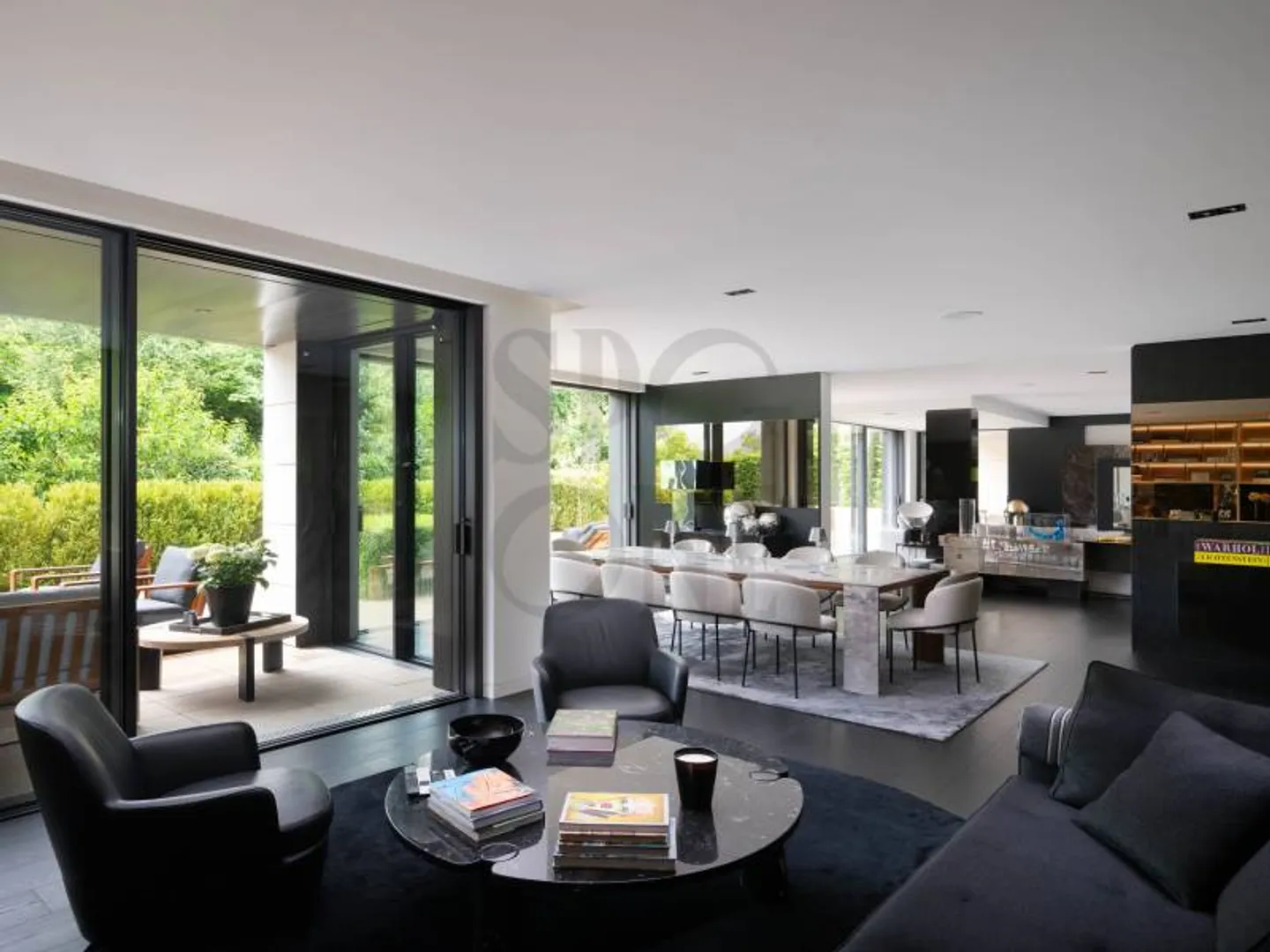 Exceptional duplex with terraces in a high-end residence - Photo 3 of 12
