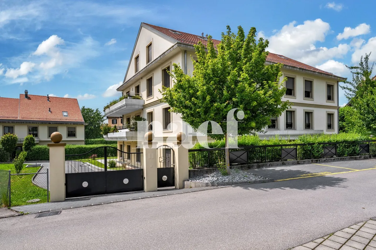 Charmantes Duplex-Apartment mit Terrasse - Foto 2 von 6