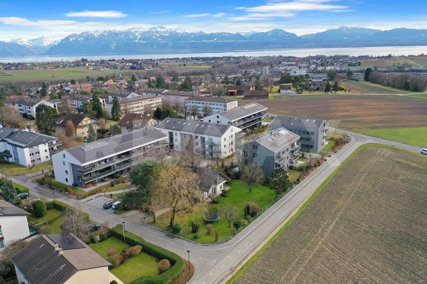 Sale by offer - beautiful 2.5 room apartment in Echandens - Photo 6 of 7