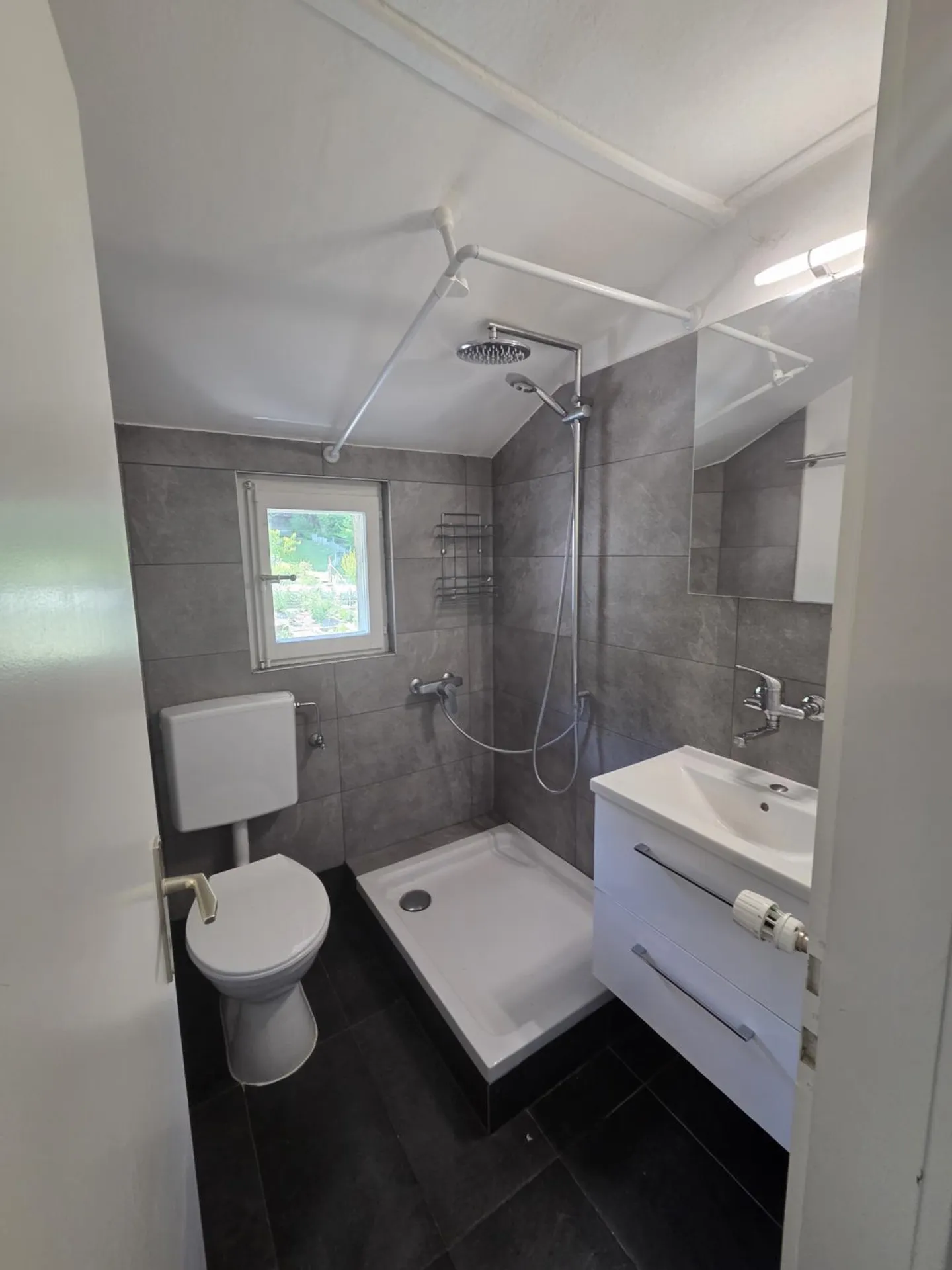 Charming studio in the center of Fribourg, ideal for students - Photo 3 of 5