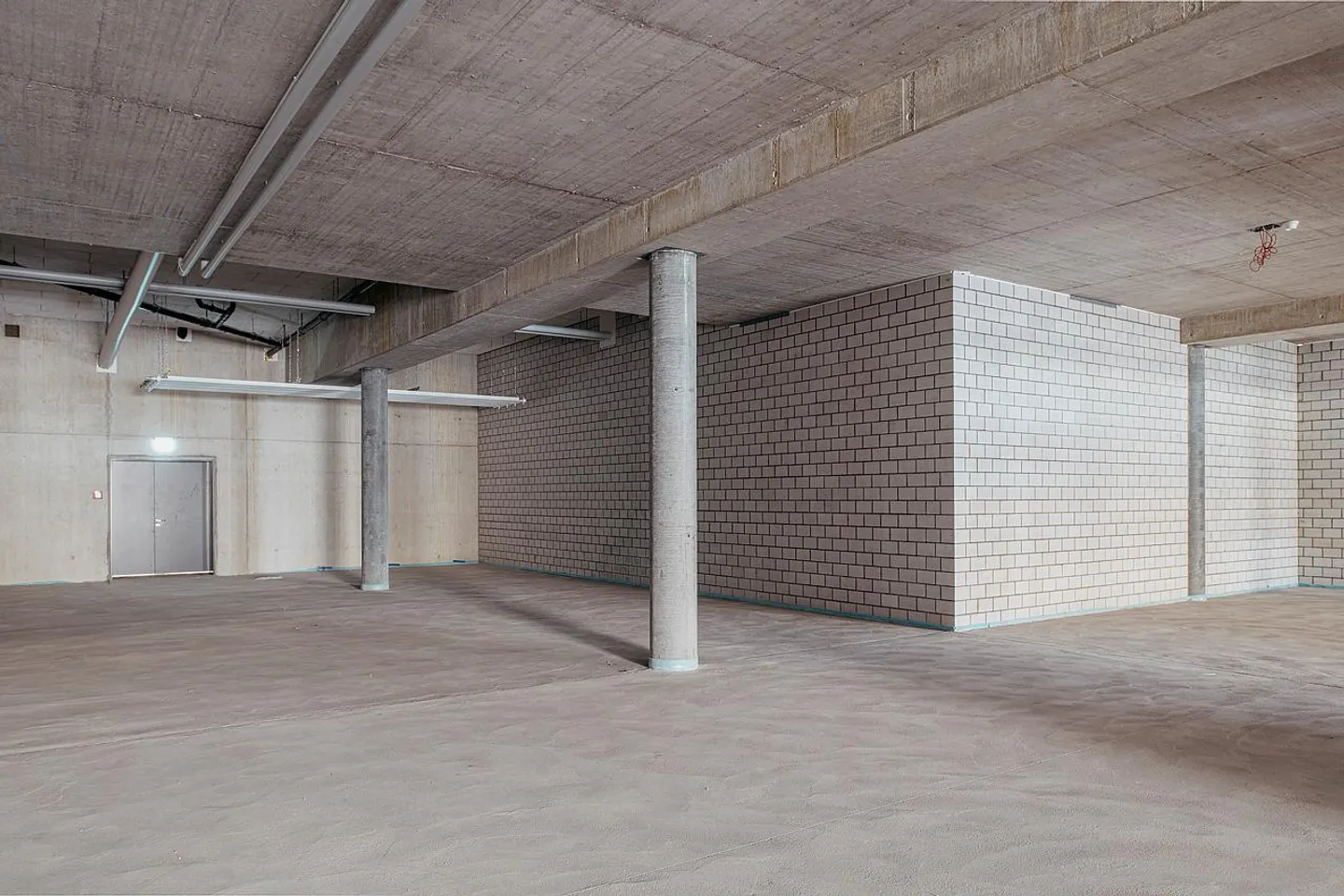 Espace de vente attrayant (494,7 m2) dans le quartier Löwengarten - Photo 4 sur 6