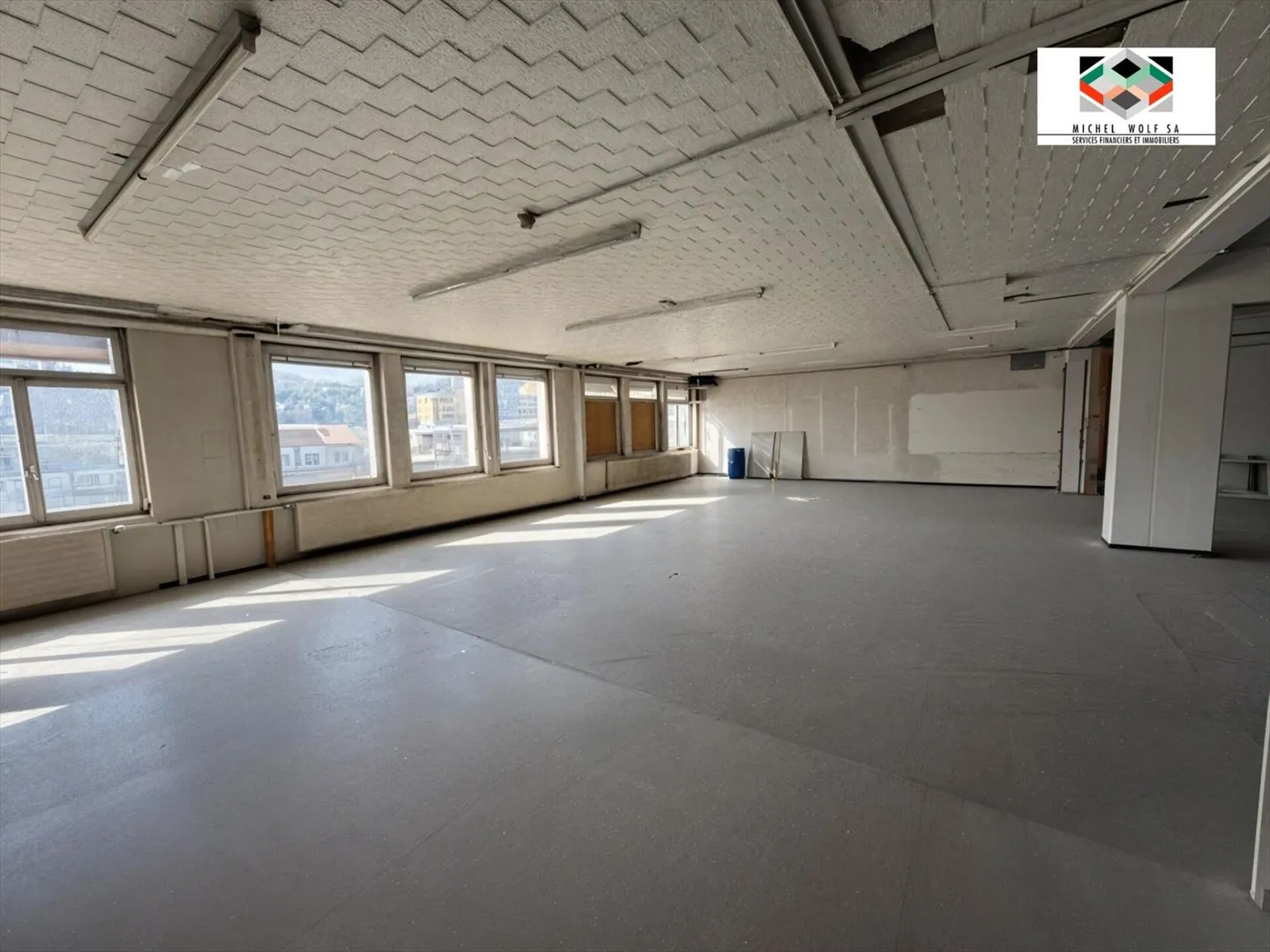 Commercial space for rent in La Chaux-de-Fonds - Photo 2 of 4