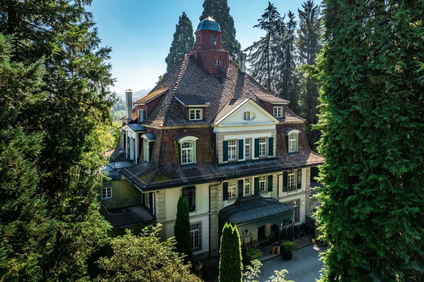 Jugendstil-Stadtvilla mit grossem Park und Seesicht - Foto 3 von 12