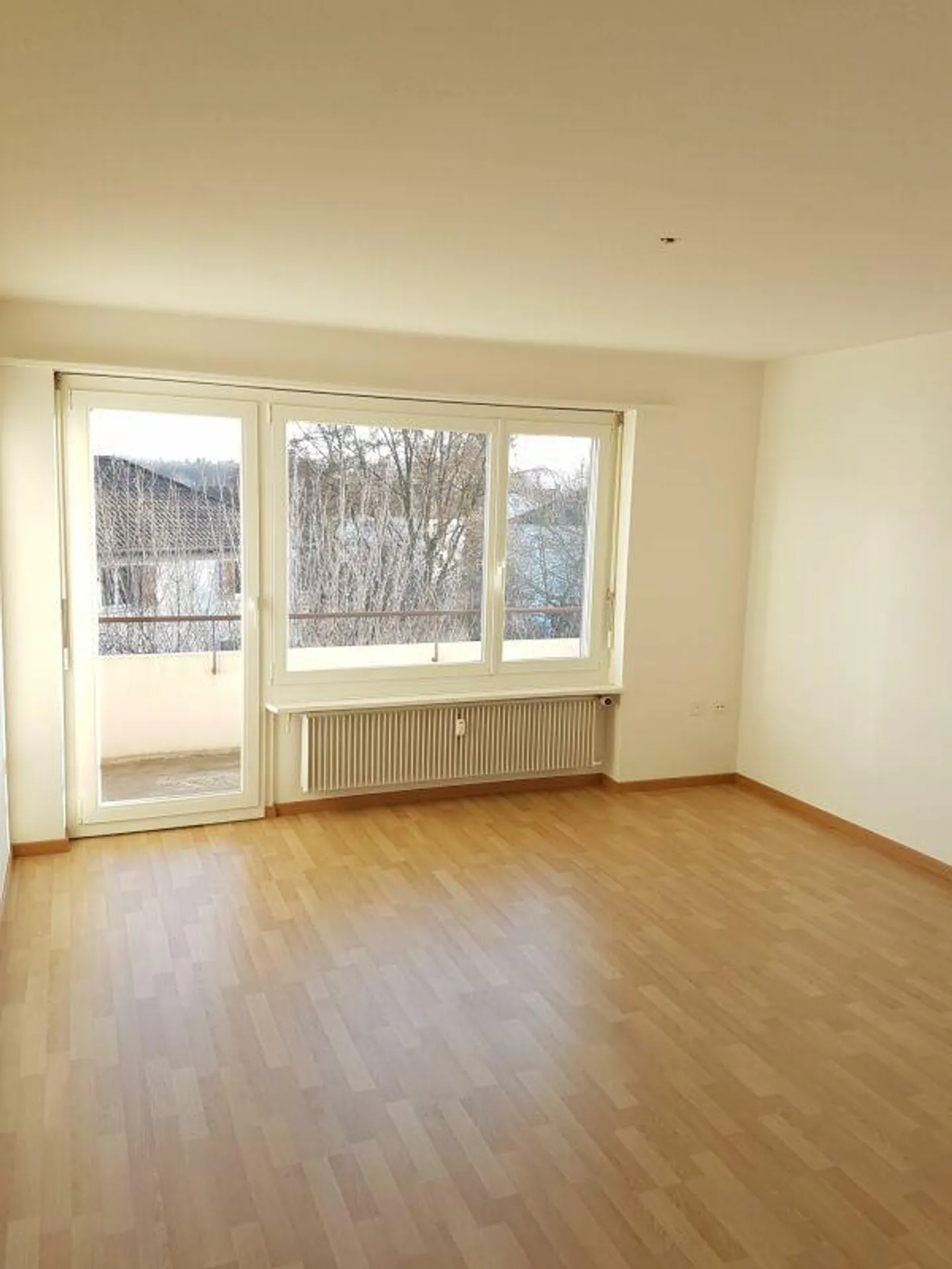 Preiswerte Wohnung mit Balkon - Foto 4 von 6