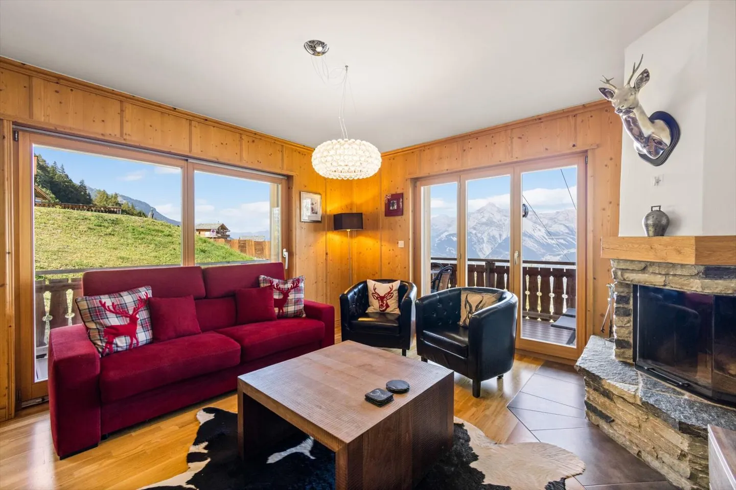 Extraordinary; 2 Holiday Apartments in 1 - Photo 3 of 13