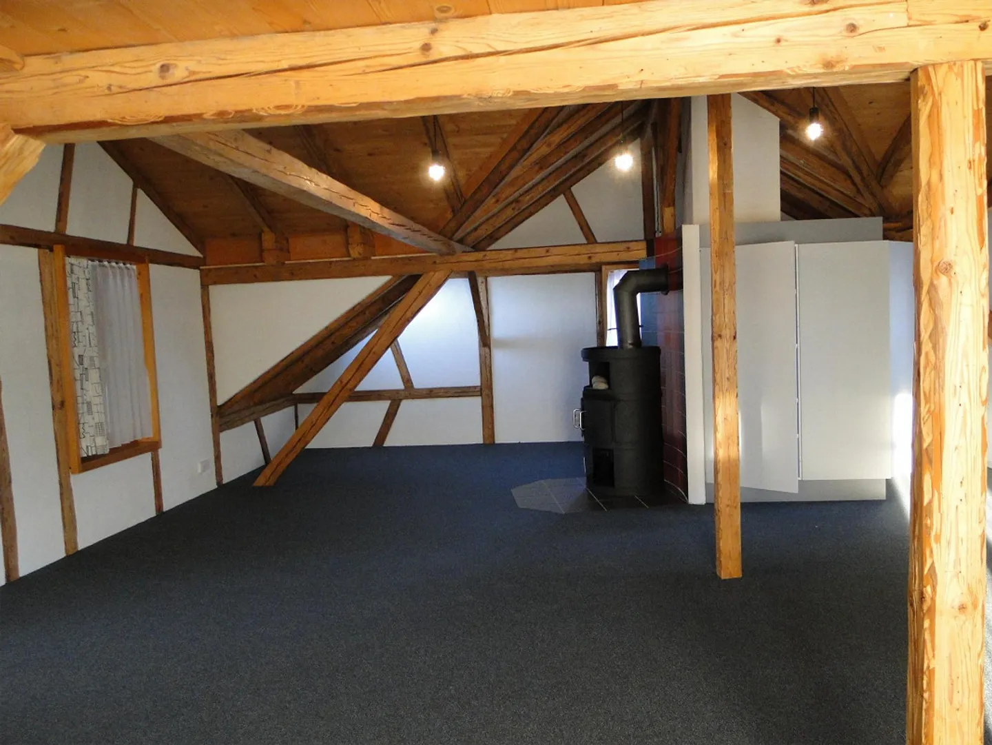 Appartamento duplex dell'amante in una casa bifamiliare - Foto 5 di 11