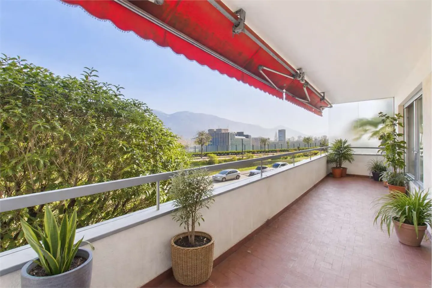 Bright 4.5-Room Apartment in Locarno - Photo 10 of 11