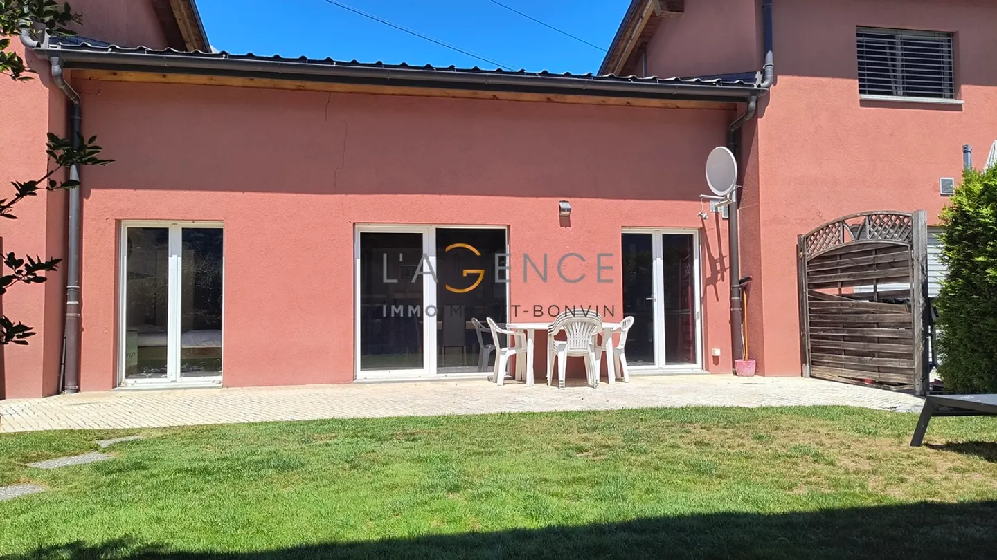 Charming 3.5-room house - Photo 8 of 10