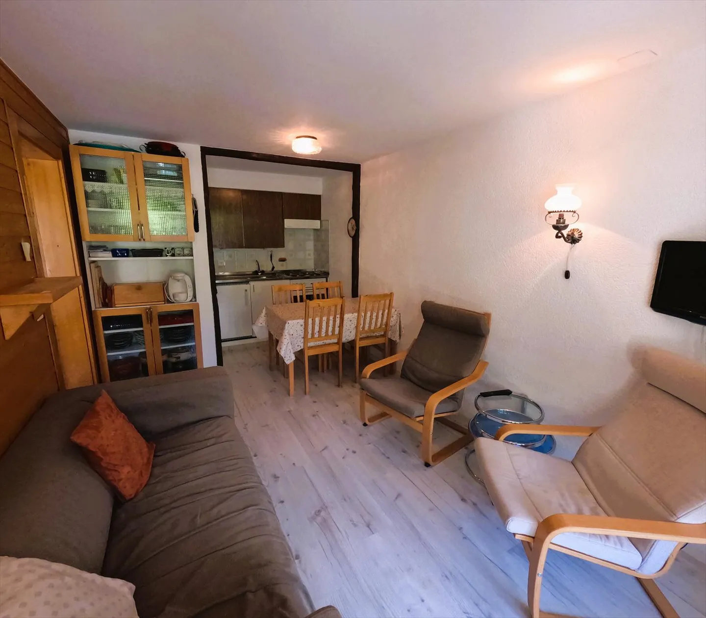 Apartment for sale - Photo 1 of 15