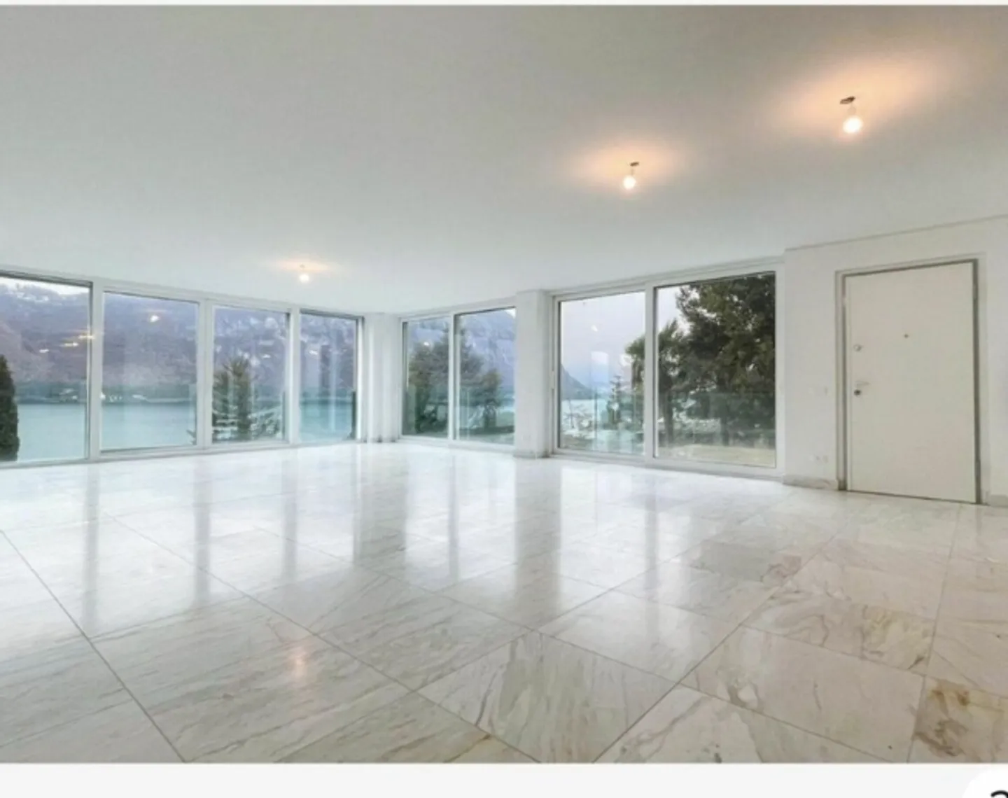 Luxurious Living Comfort in Desirable Prime Location - Photo 6 of 10
