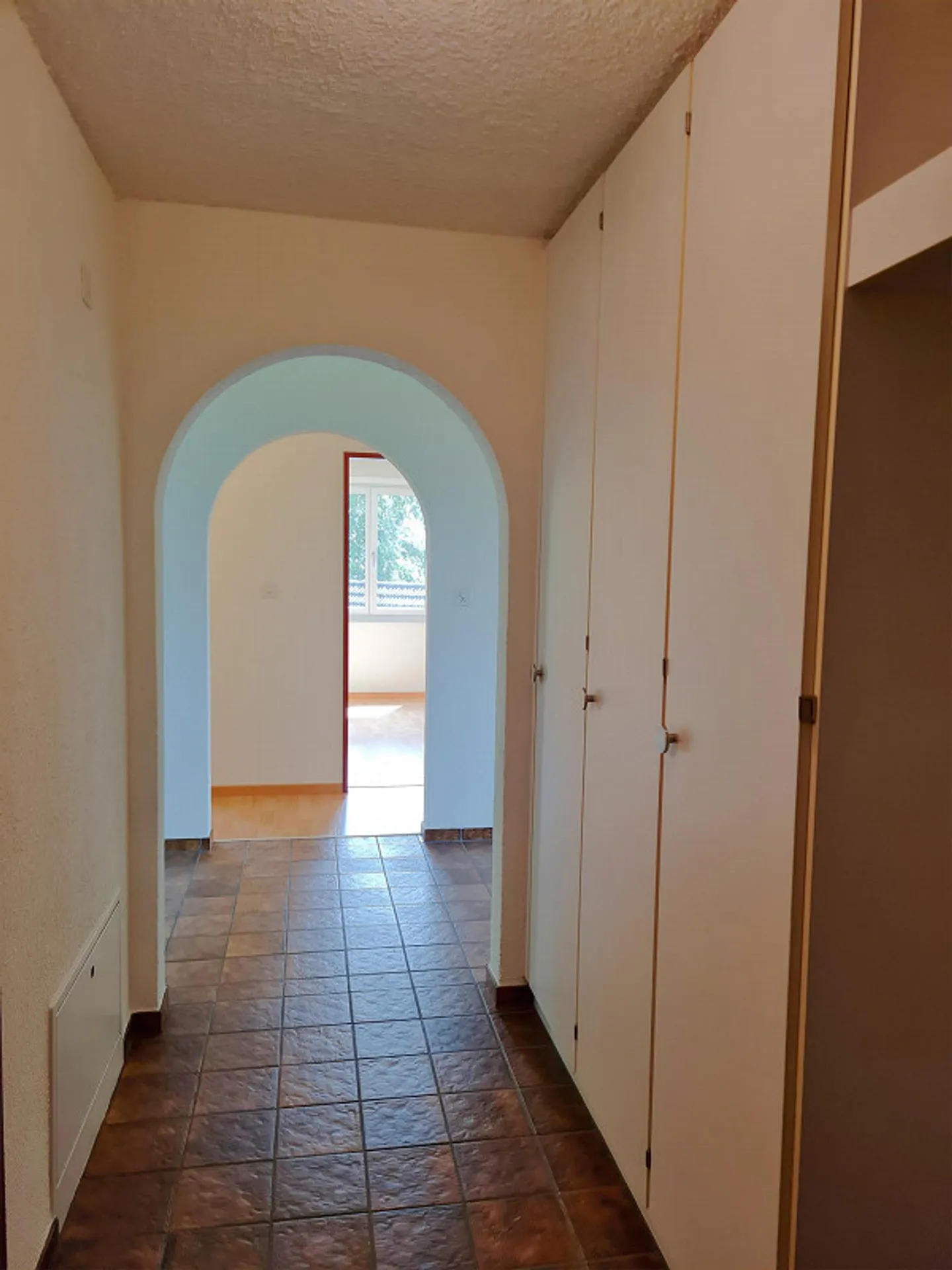 Beautiful cozy 4.5 room apartment - Photo 1 of 10