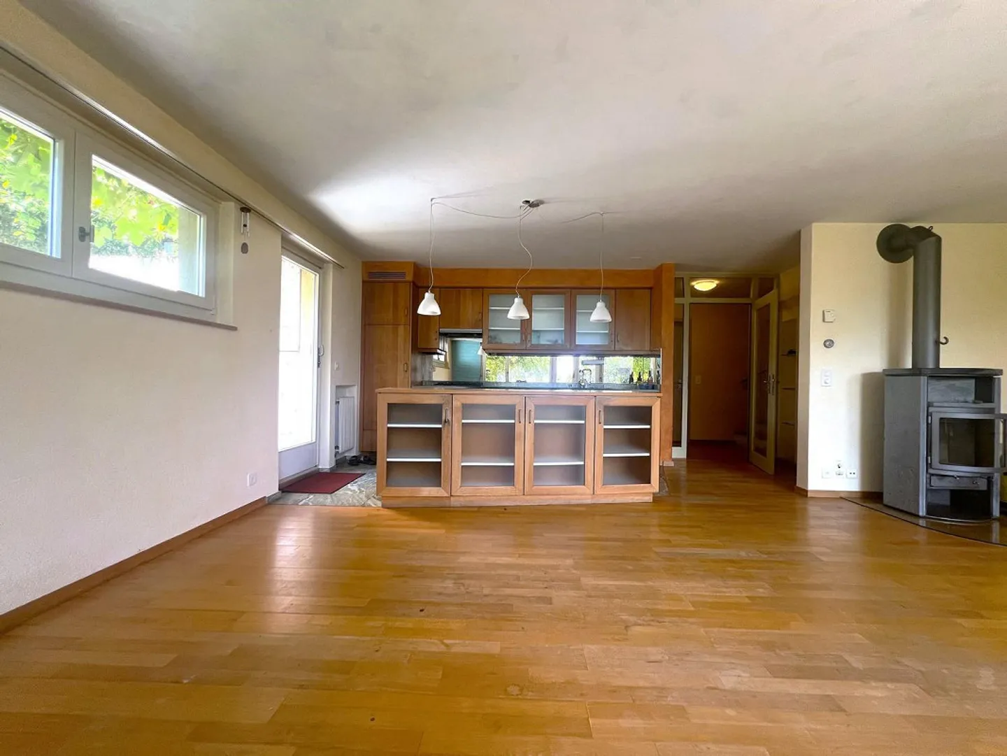 Casa bifamiliare di 5,5 stanze a Hilterfingen - Foto 4 di 13