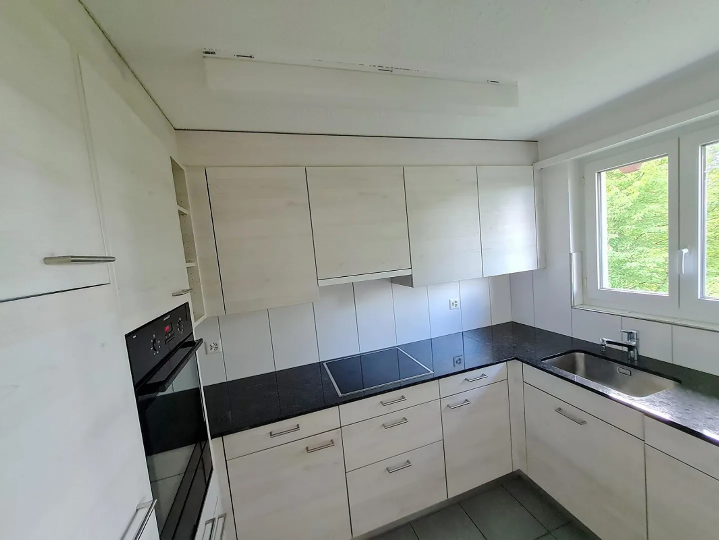 Beautiful cozy 4.5 room apartment - Photo 5 of 10