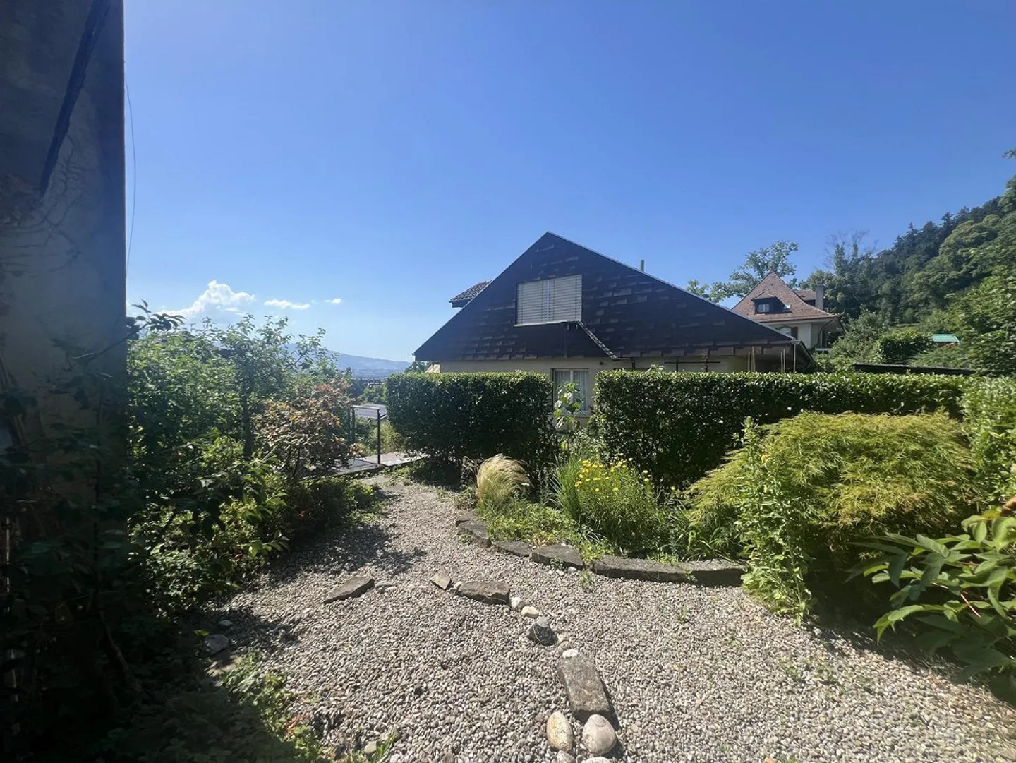 Casa bifamiliare di 5,5 stanze a Hilterfingen - Foto 7 di 13