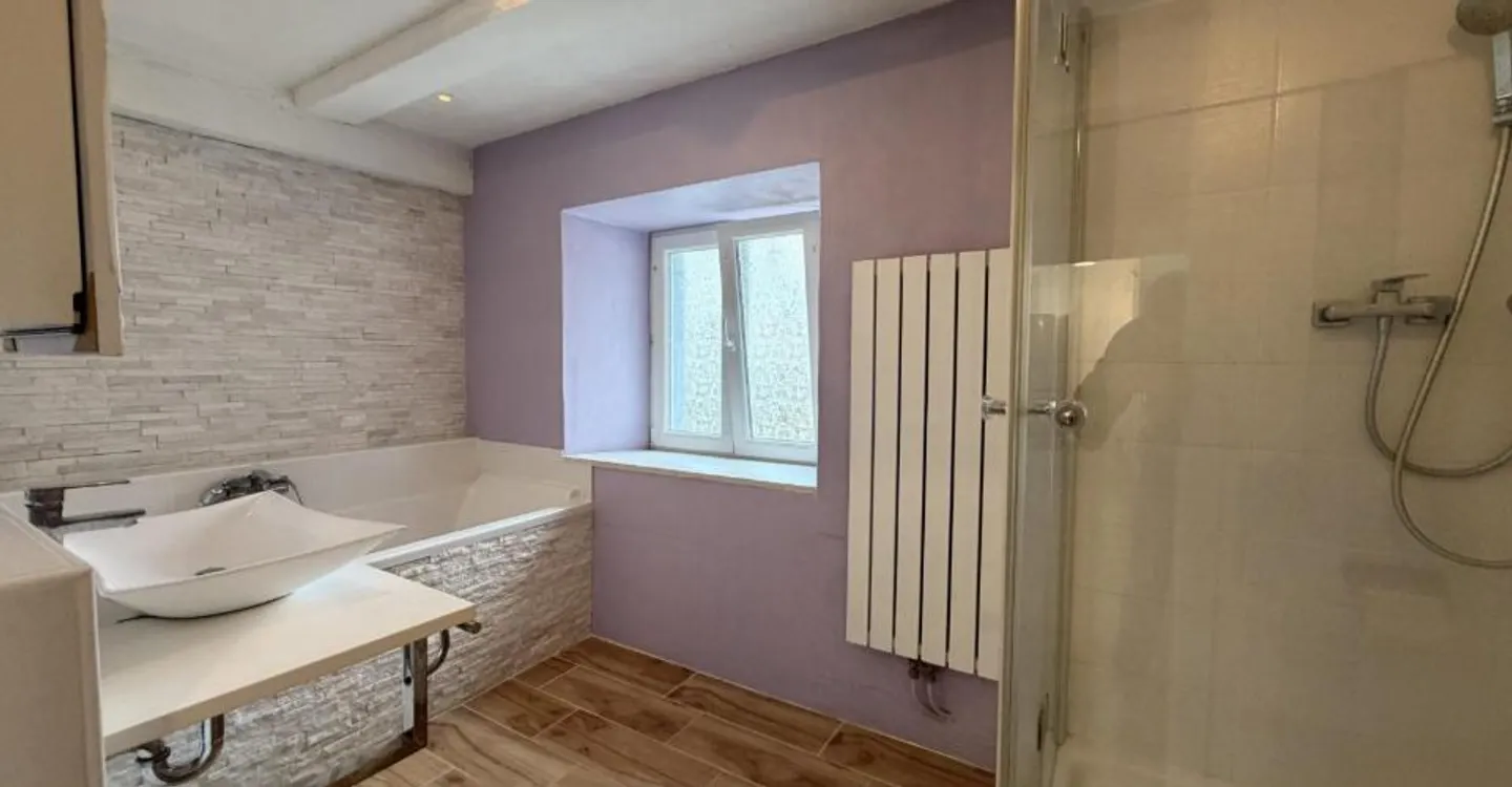 Zu vermieten charmante 3,5-Zimmer-Wohnung mit Terrasse in Asuel - Foto 8 von 11