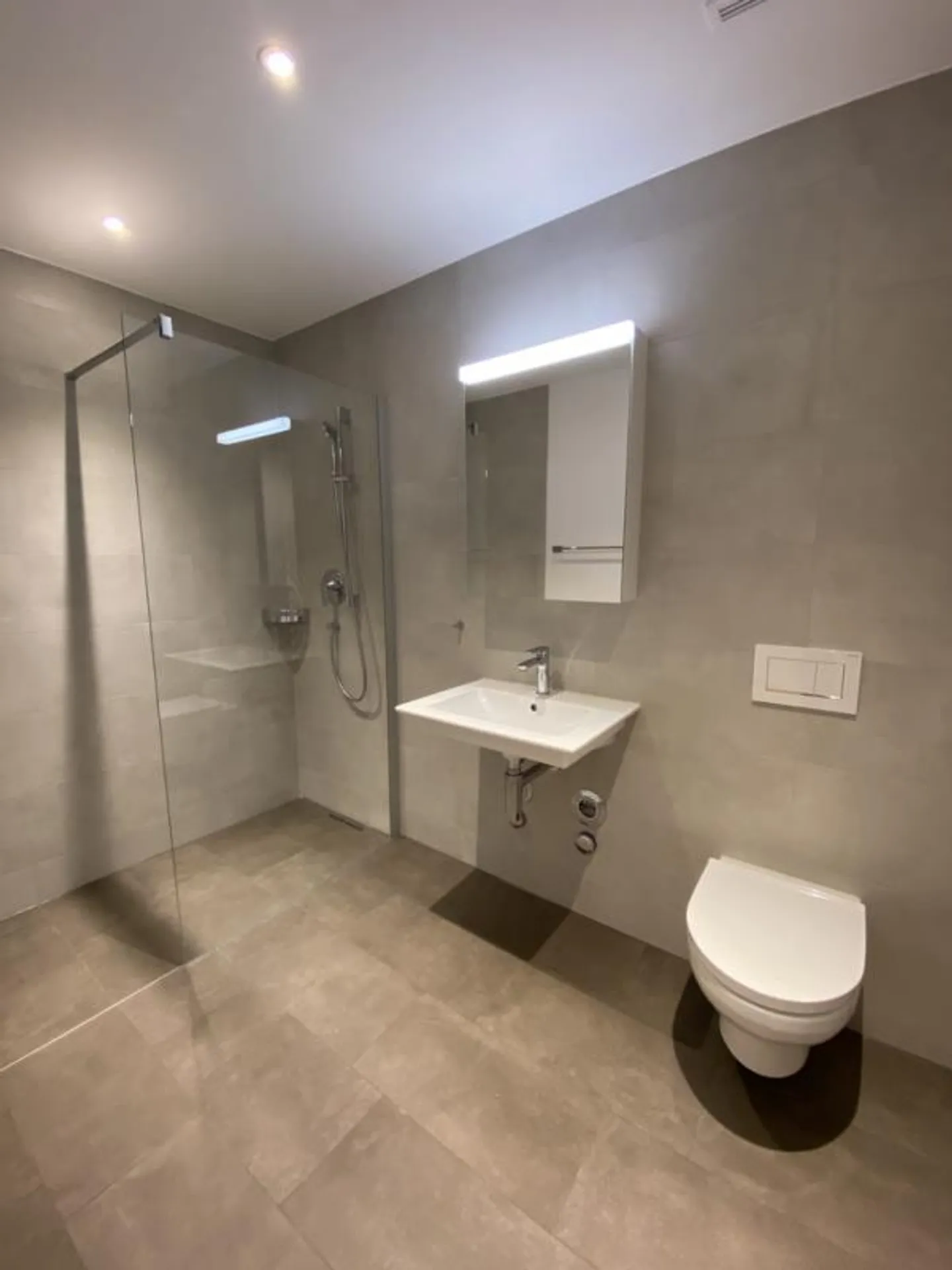 Rêve de maison sur plusieurs étages - Photo 8 sur 9