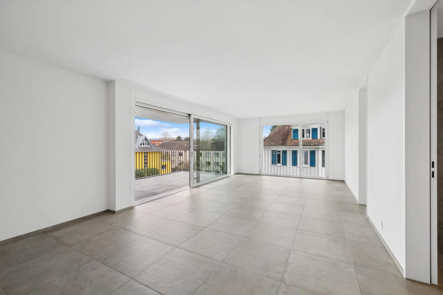 Charming New Apartment with Garden - Photo 6 of 11