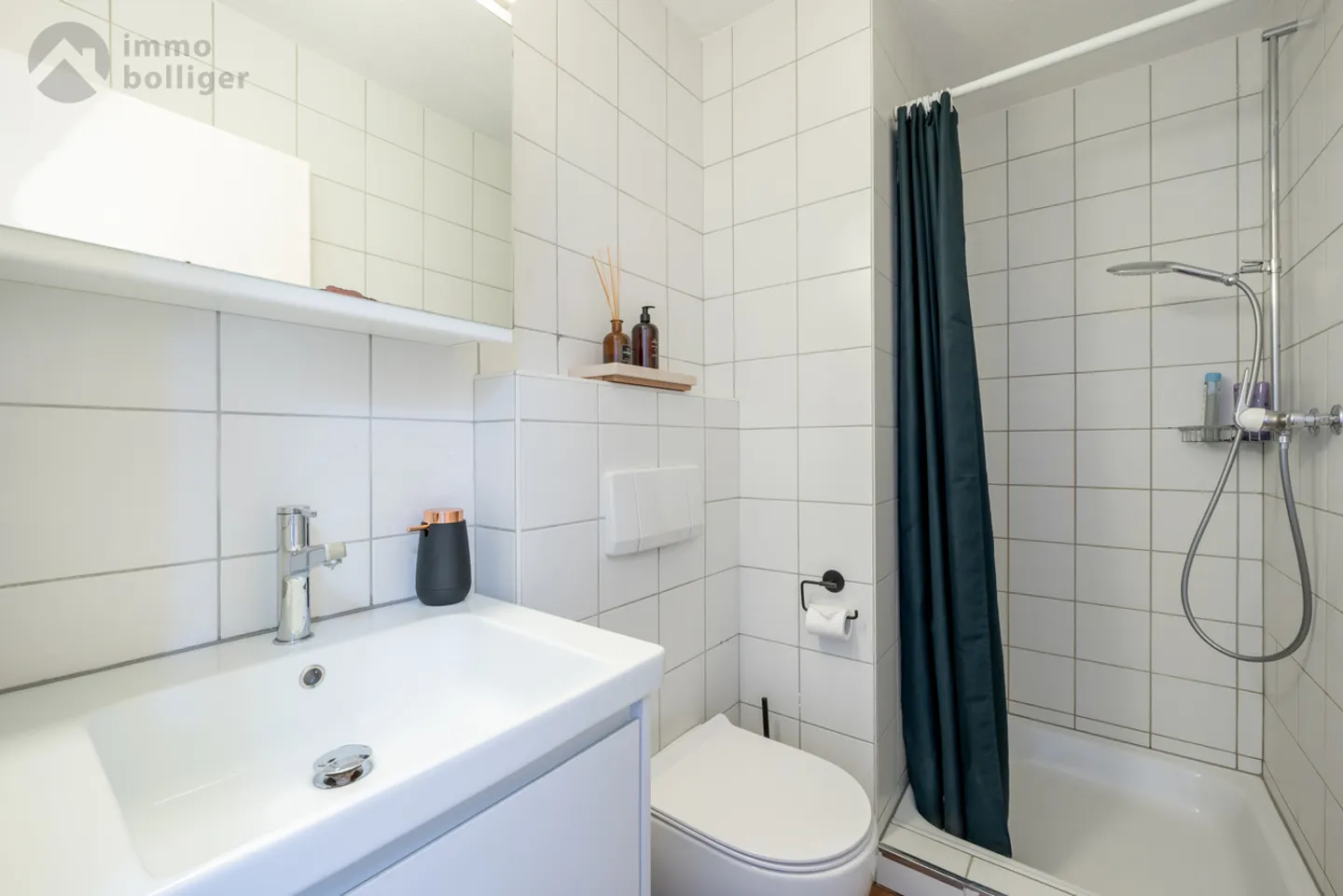 Luminoso appartamento duplex con camino e giardino - Foto 8 di 15