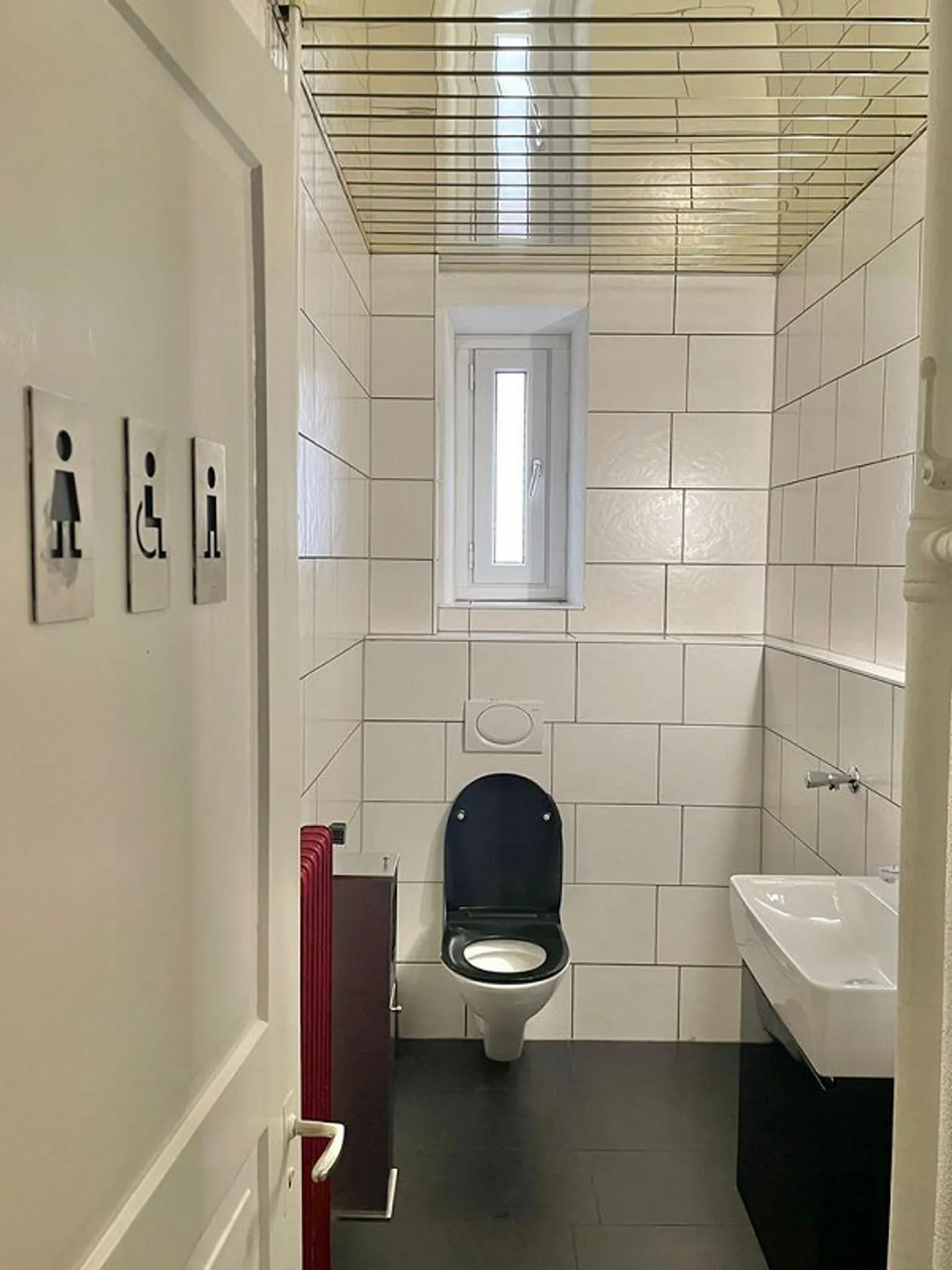 Spazio commerciale in affitto in una posizione centrale (limitato fino al 30.04.2027) - Foto 5 di 6