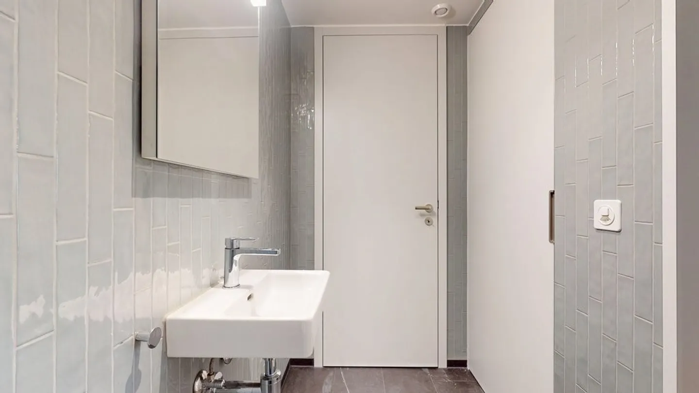 Modern 2-Room Apartment in Zürich - Photo 7 of 7