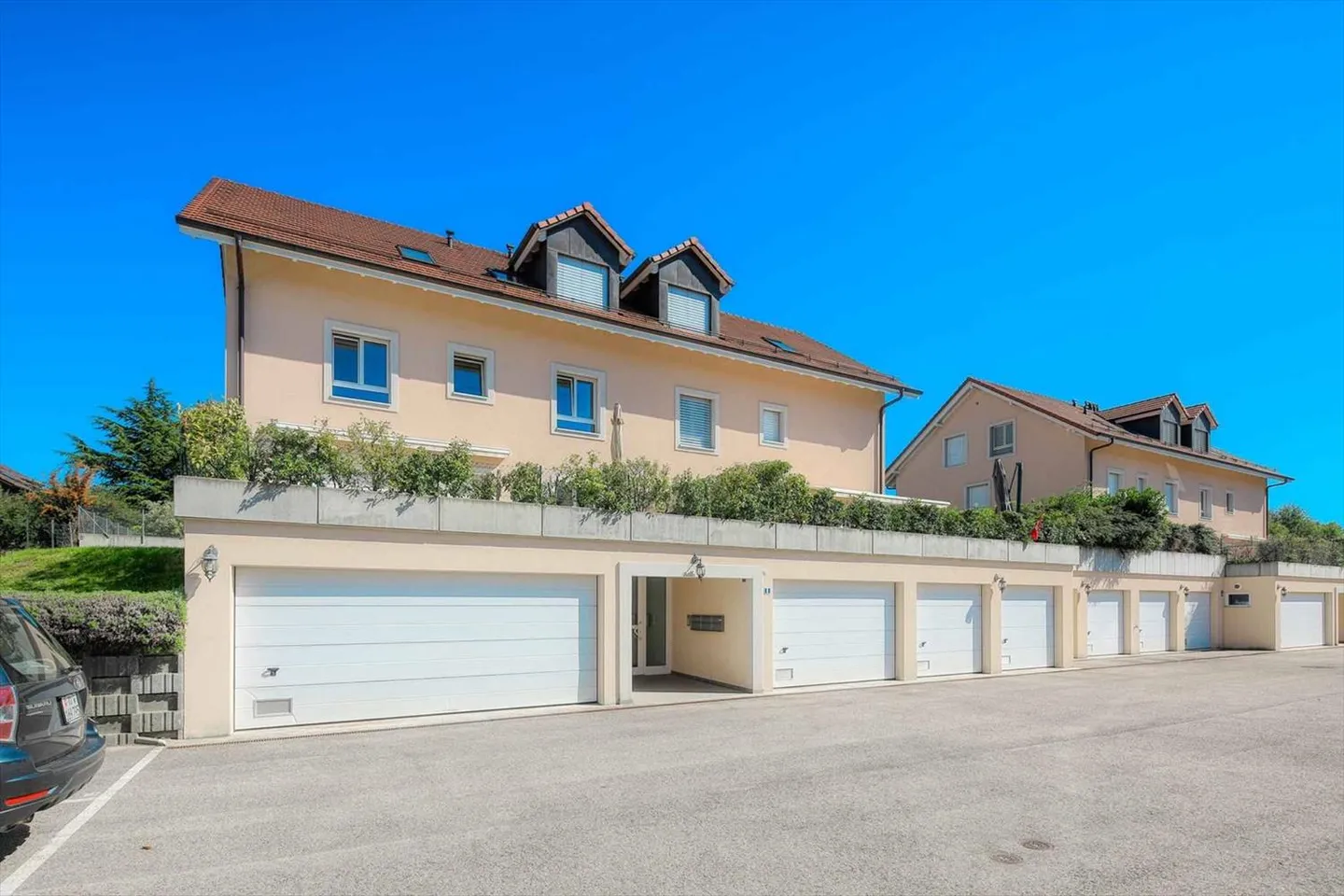 6.5-room duplex apartment with garden - Photo 1 of 1