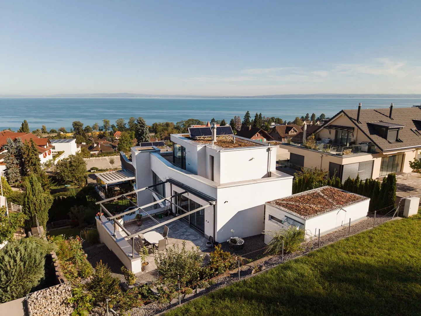 Exklusive Villa mit Seesicht - Foto 2 von 35