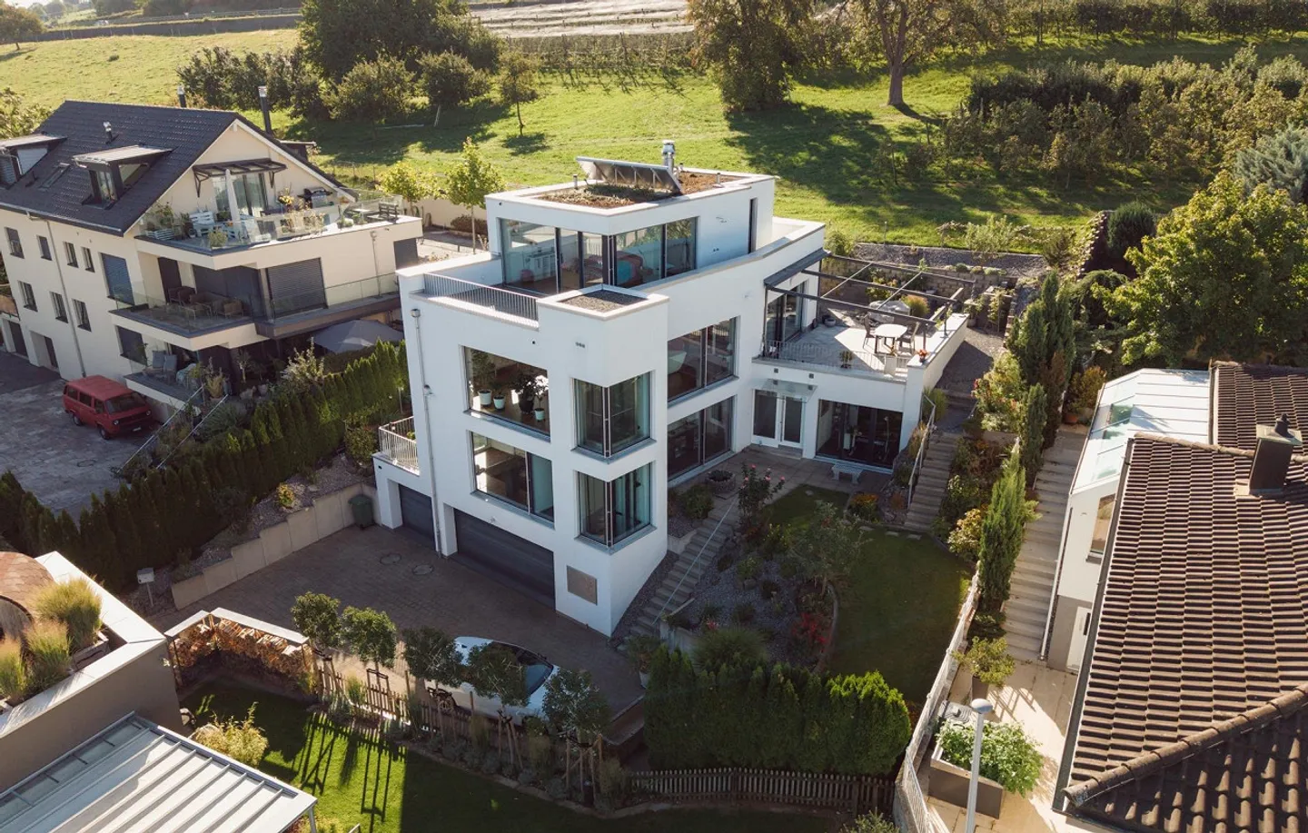 Exklusive Villa mit Seesicht - Foto 3 von 35