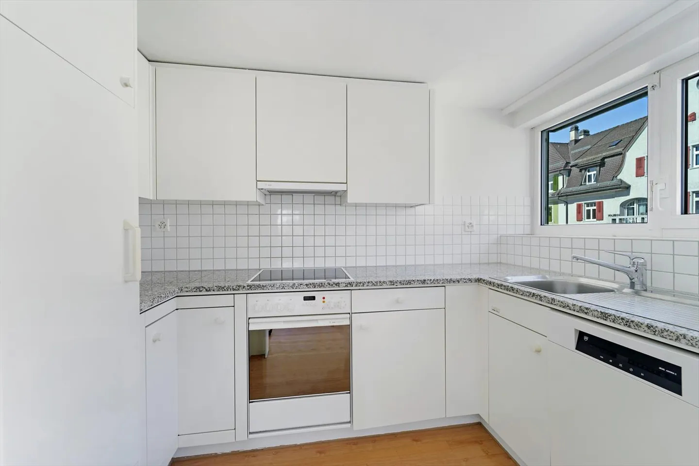 Vivre sans dépôt - cet appartement vous attend. - Photo 3 sur 7