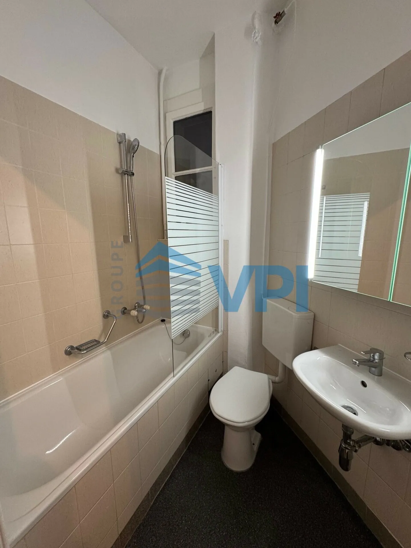 Pretty 3-room apartment in the heart of Eaux-Vives - Photo 7 of 7