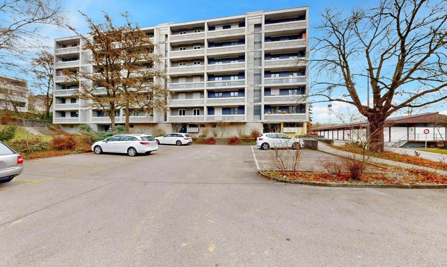 Casa multifamiliare completamente affittata vicino a Berna con rendimento stabile - Foto 3 di 11