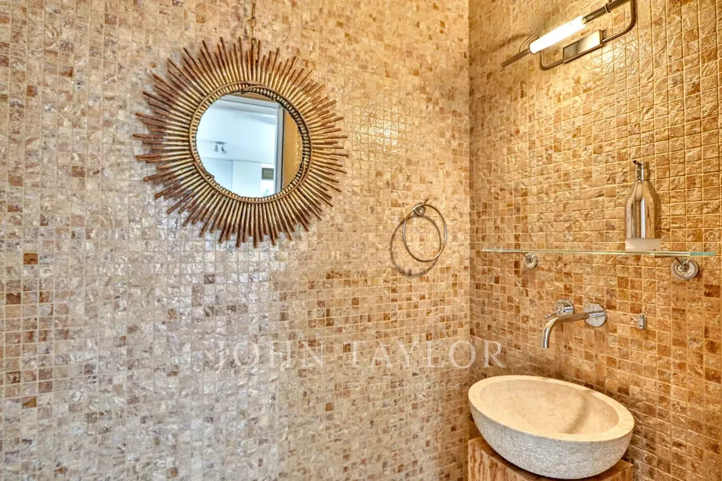 Villa a schiera contemporanea, come nuova - Foto 14 di 21