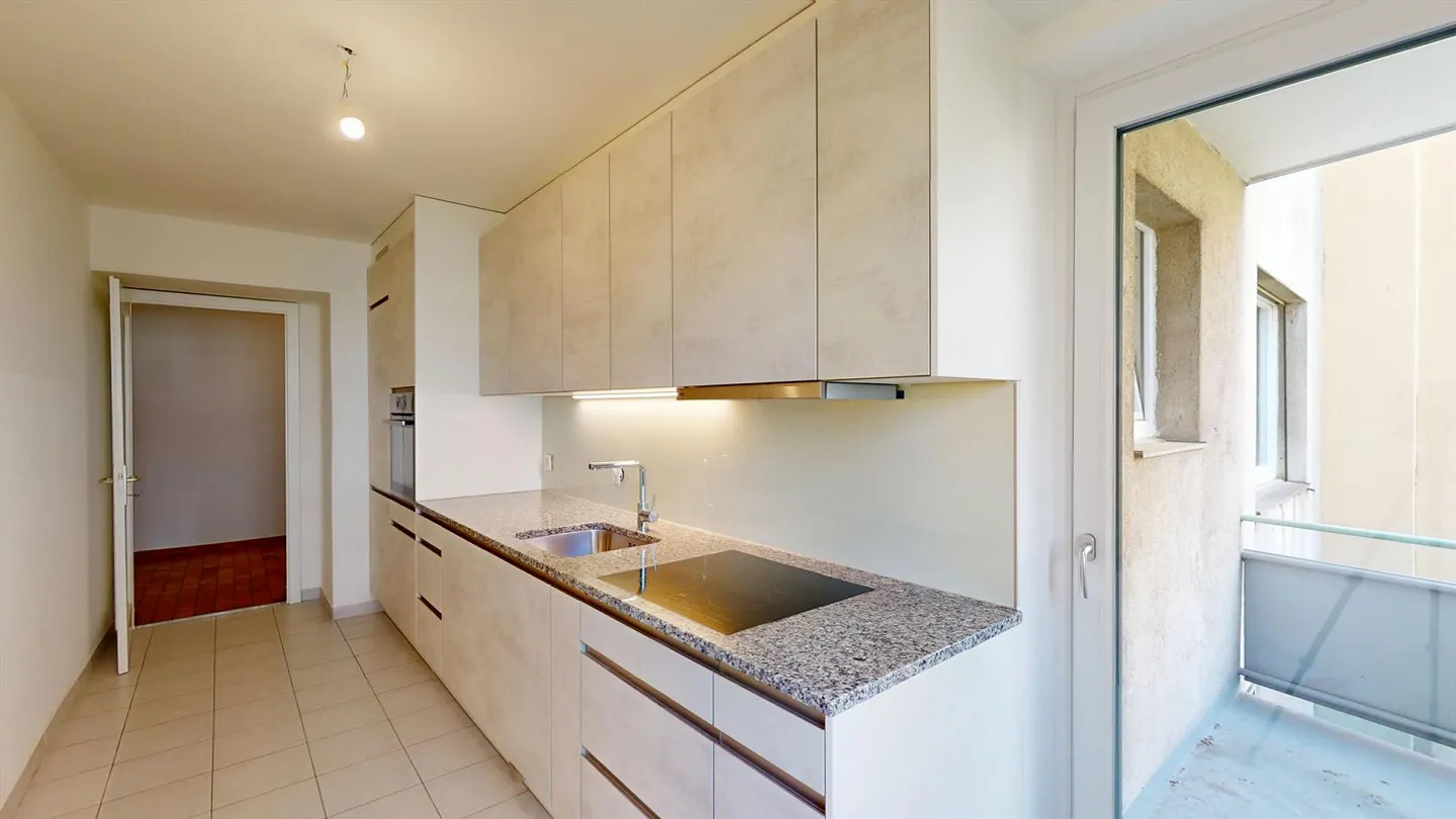 Exklusive 3-Zimmer-Riverside-Wohnung mit Balkon nahe Roche-Tower am Rhein - Foto 5 von 12