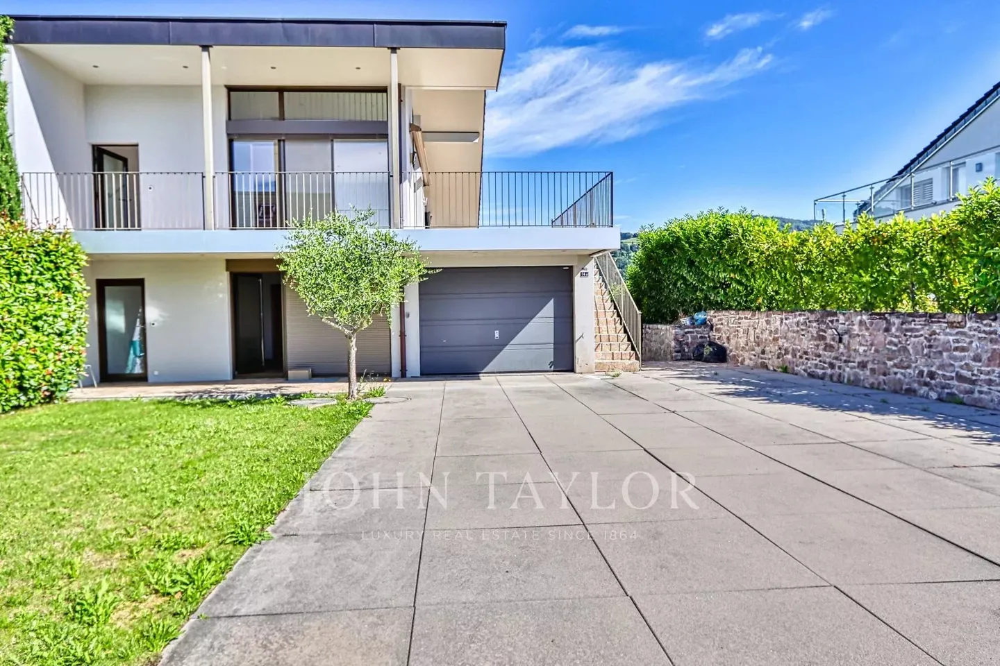 Villa a schiera contemporanea, come nuova - Foto 21 di 21