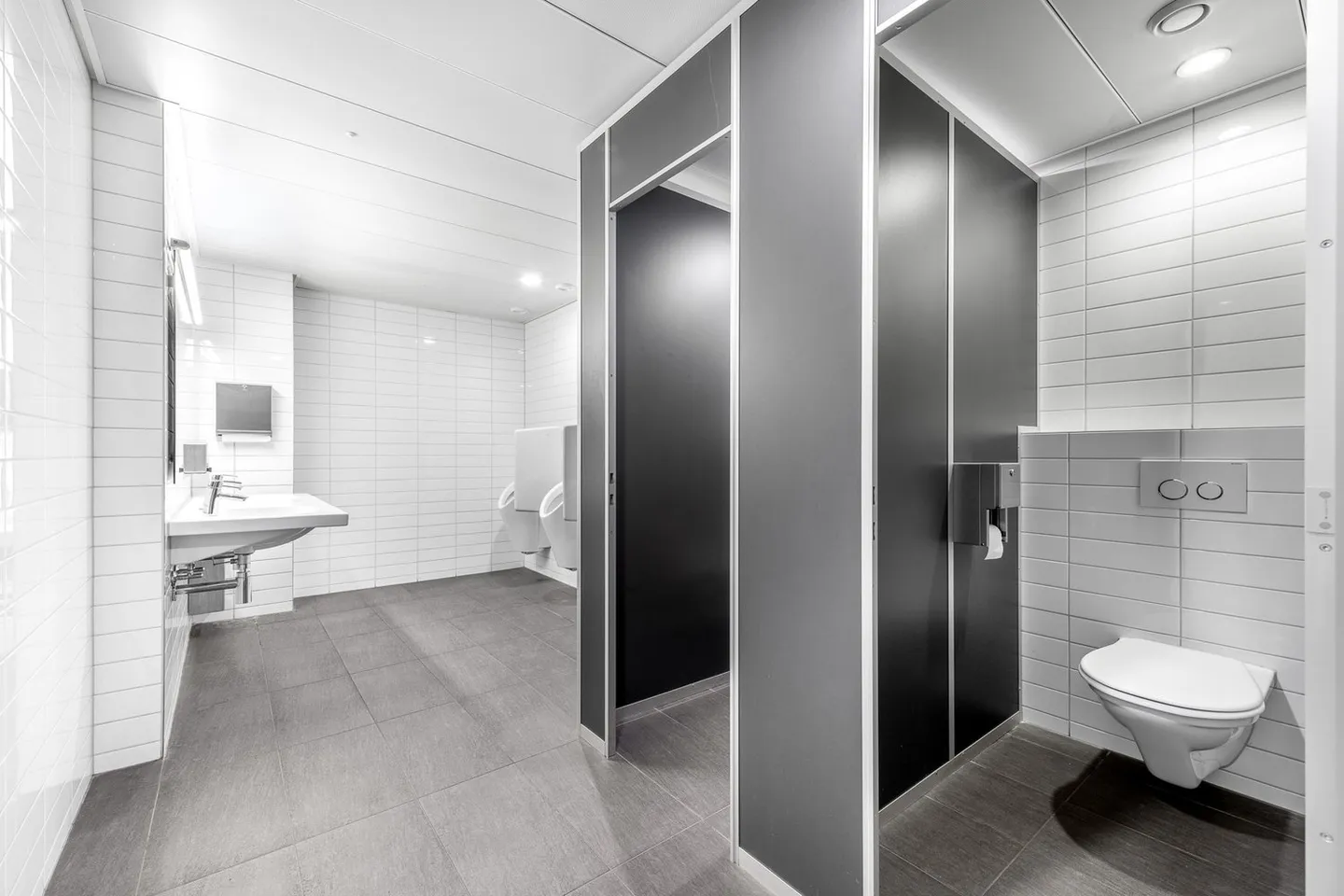 Commercial space for rent in Altstetten! (limited until 2028) - Photo 9 of 9