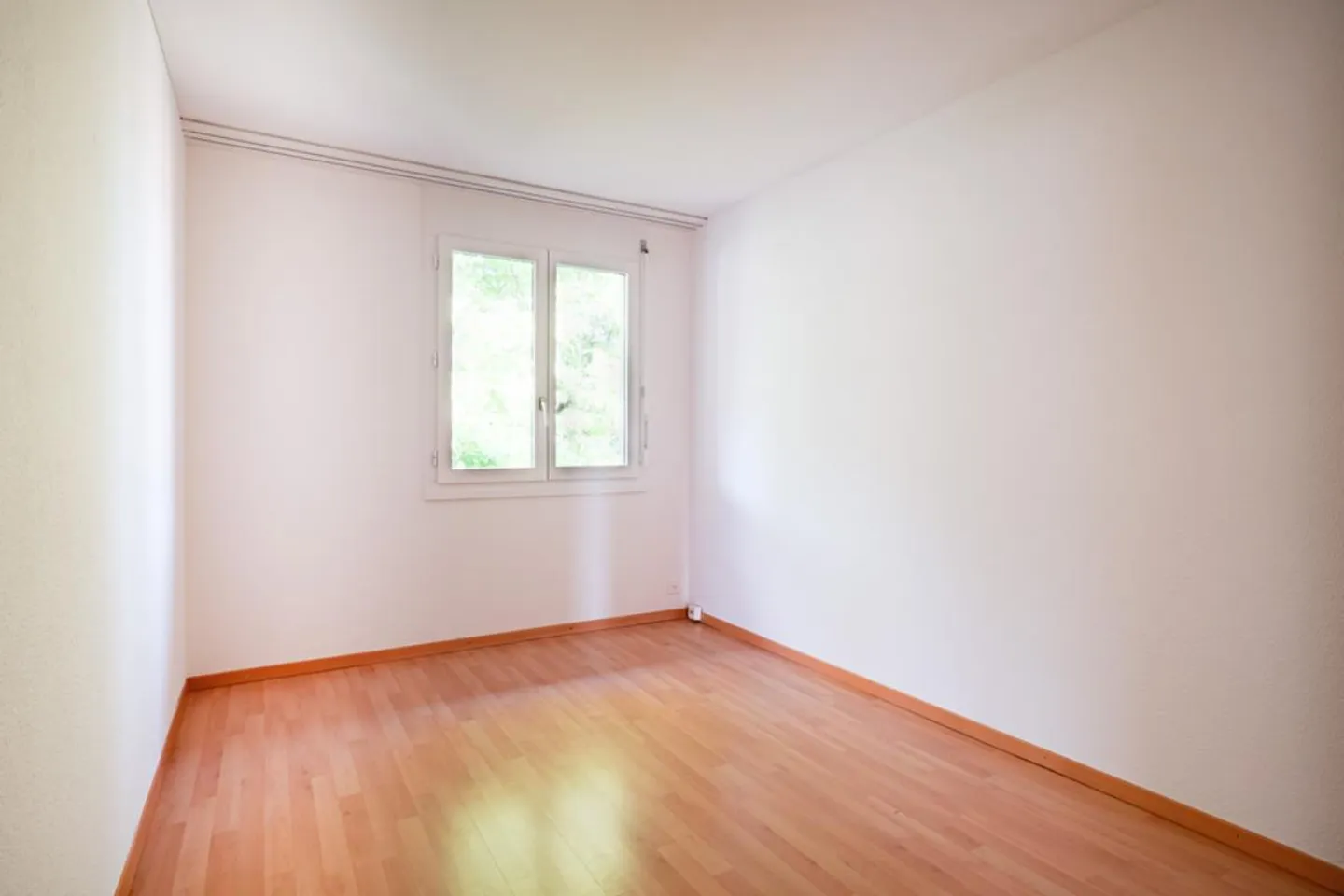 Affordable and centrally located living! - Photo 5 of 7