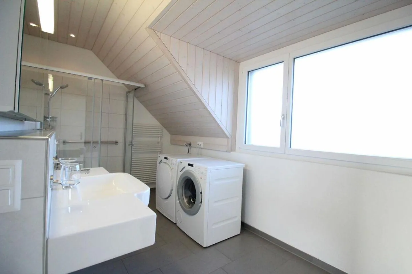 Attico con vista mozzafiato - Foto 8 di 12