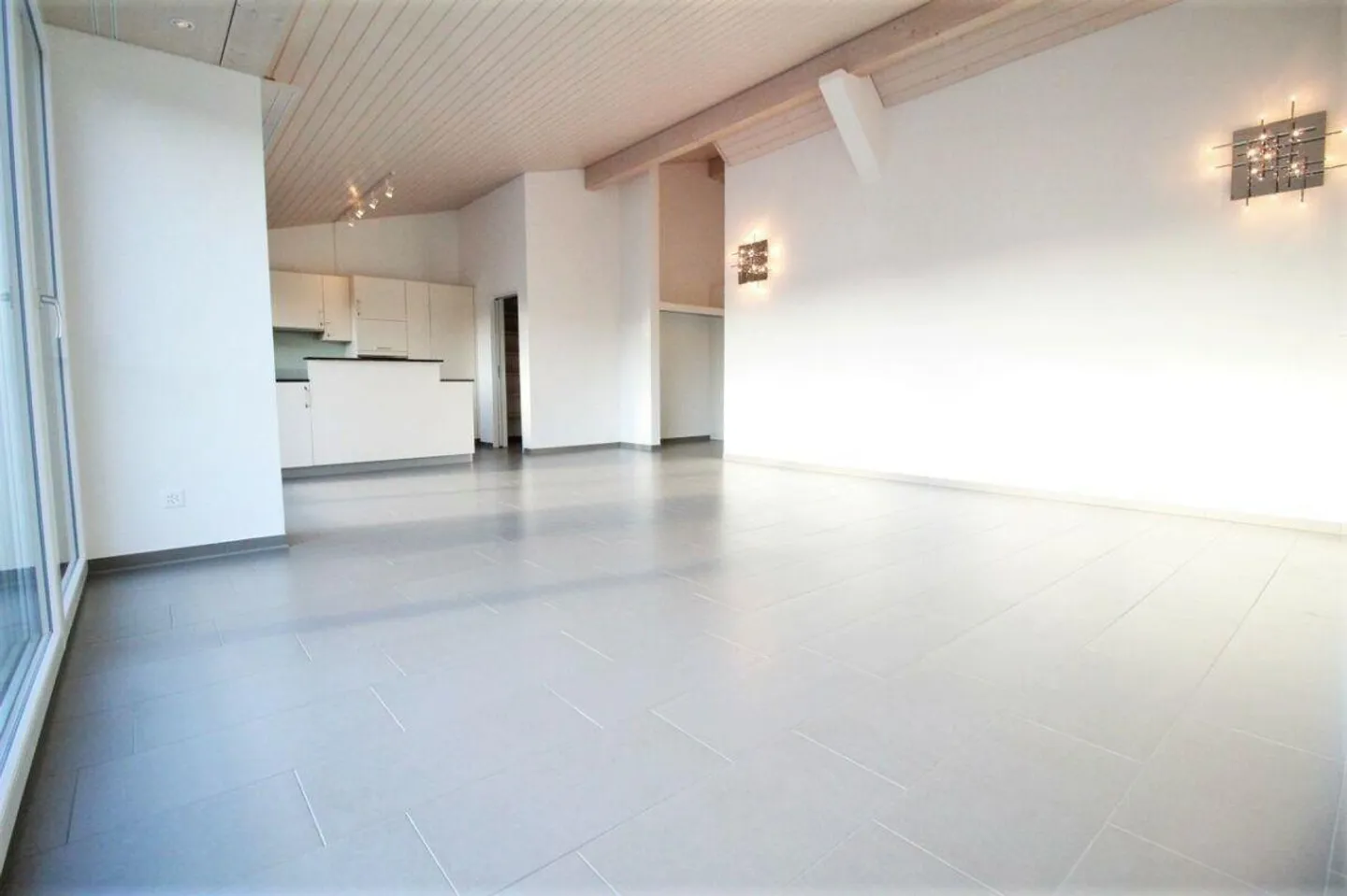 Attico con vista mozzafiato - Foto 3 di 12