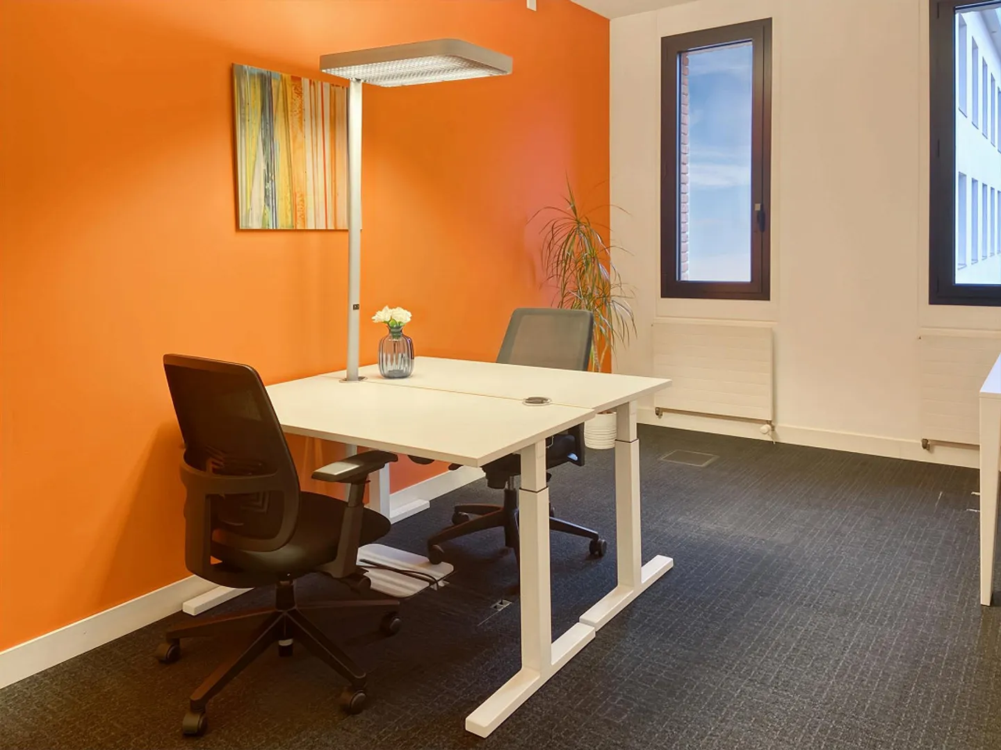 Accès tout compris à des bureaux professionnels pour 2 personnes au Regus City Centre - Photo 2 sur 7